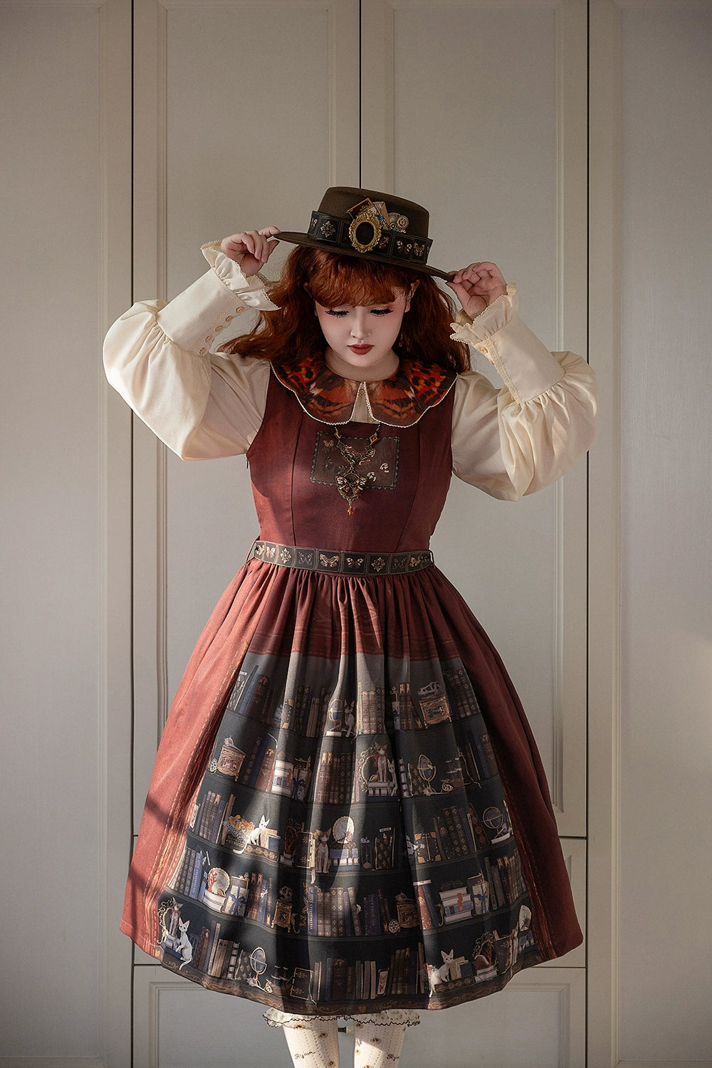 Miss Point - German Bookshelf - Classic Lolita Blouse, Butterfly-Shaped Collar 44025:792023