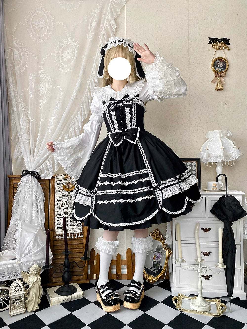 Cotton Old School Lolita JSK Dress, Petal-Shaped Hem