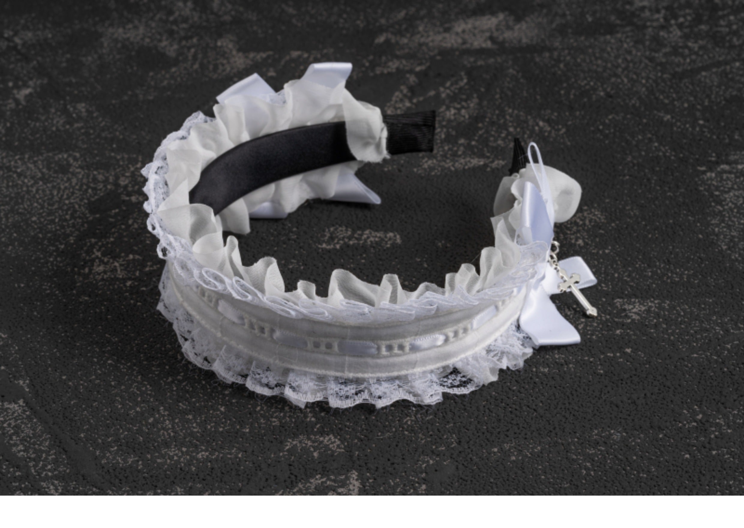 Strange Sugar - Gothic Lolita White Ruffle Hairband