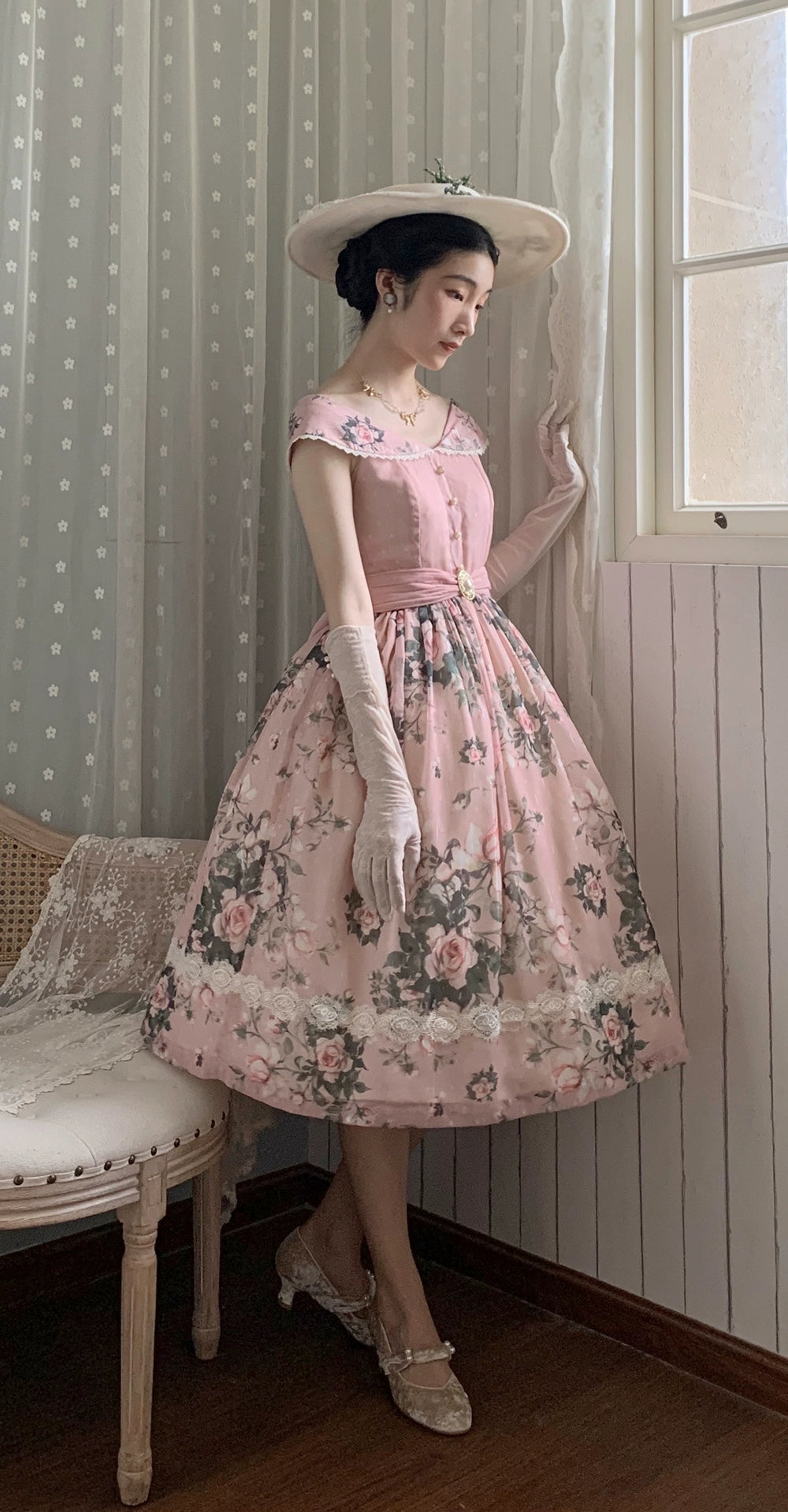 Miss Point - French Rose - Elegant Lolita JSK Dress