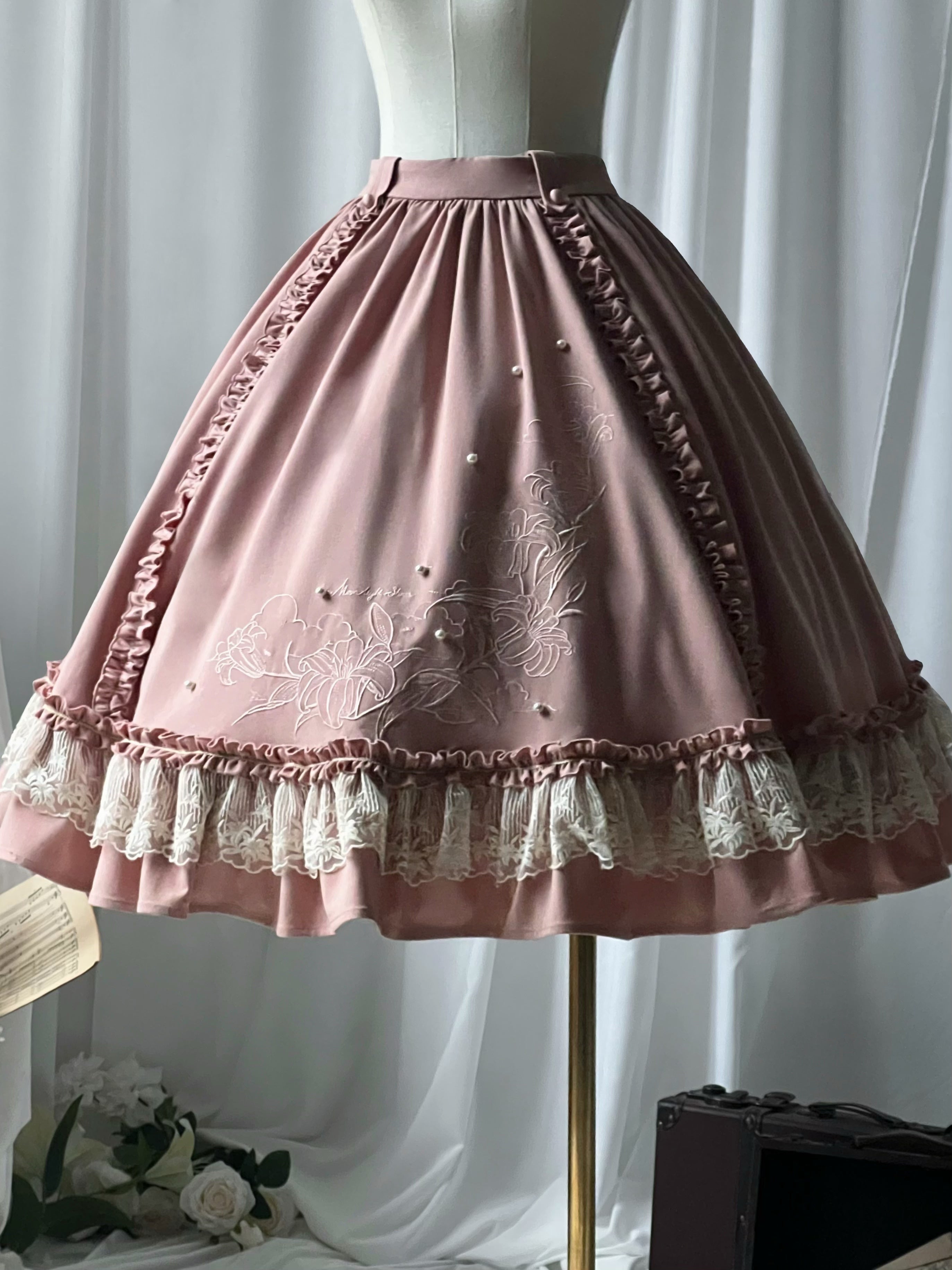 Embroidered Classic Lolita OP Dress, Lace Trim Shirt (L M S XL) 45209:840234
