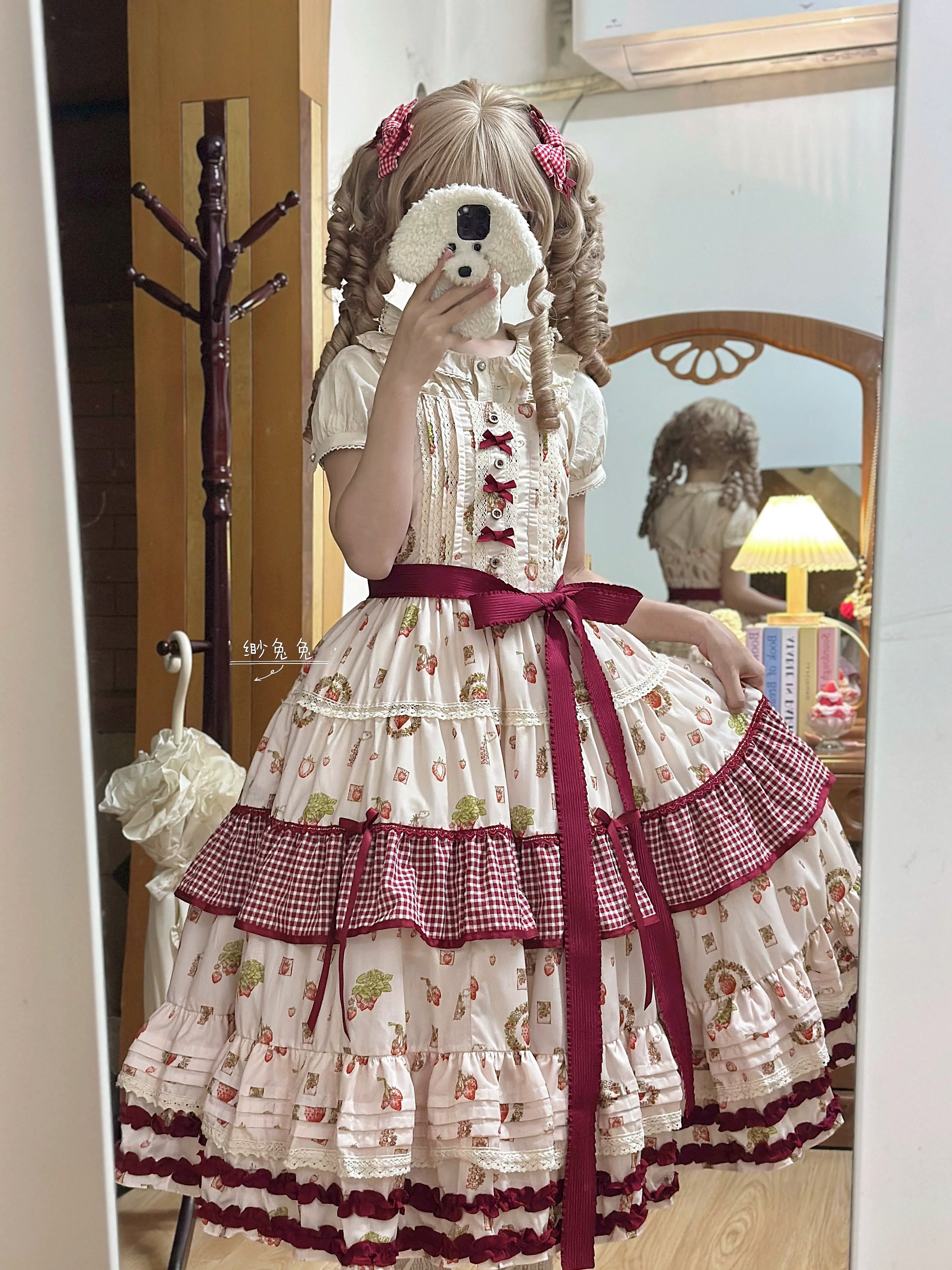 Skyfaring Strawberry - Printed Classic Lolita JSK Dress, Tired Hem