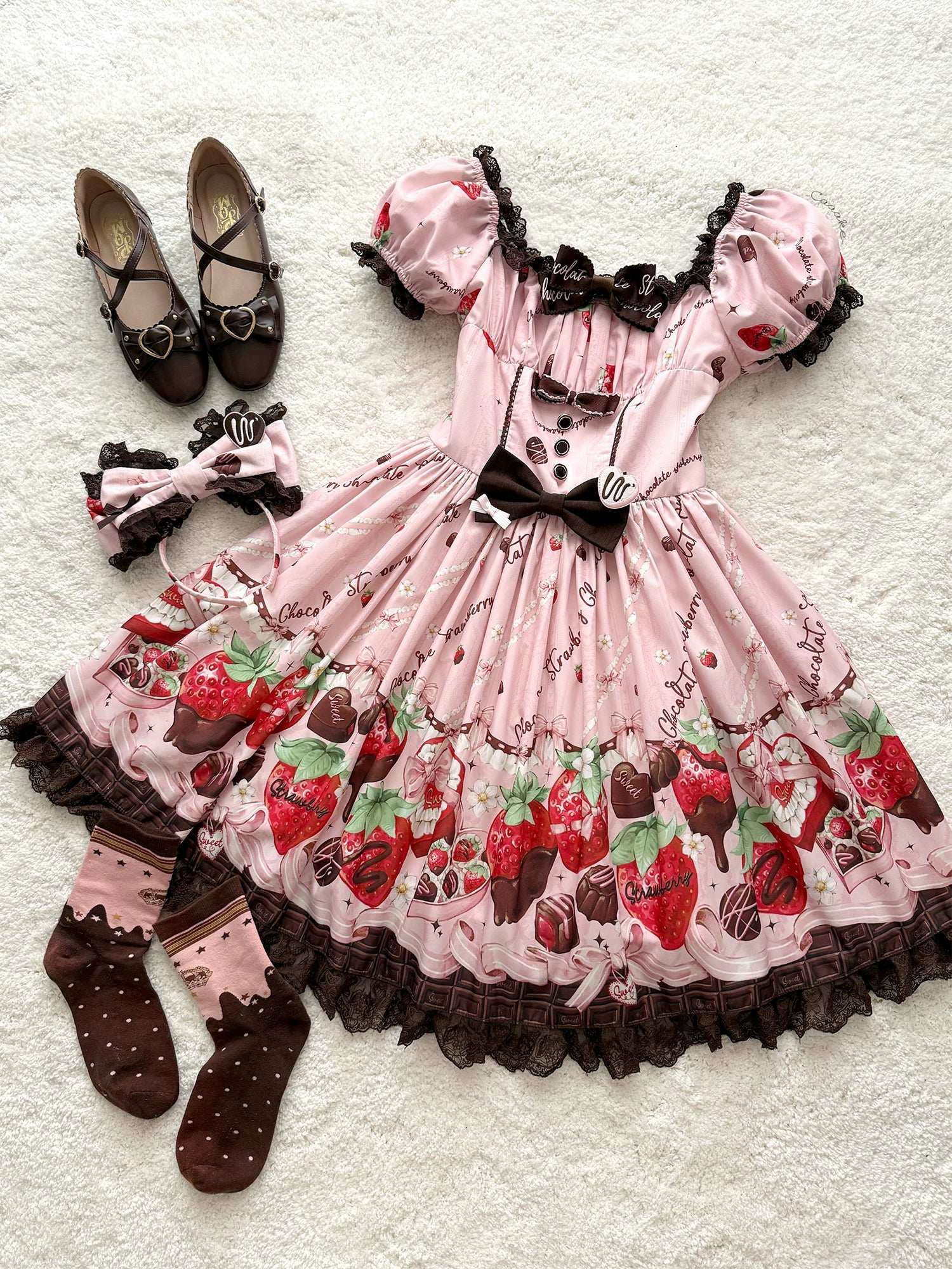 Strawberry Chocolate Lovers - Kawaii Lolita Embroidered Printed Dress
