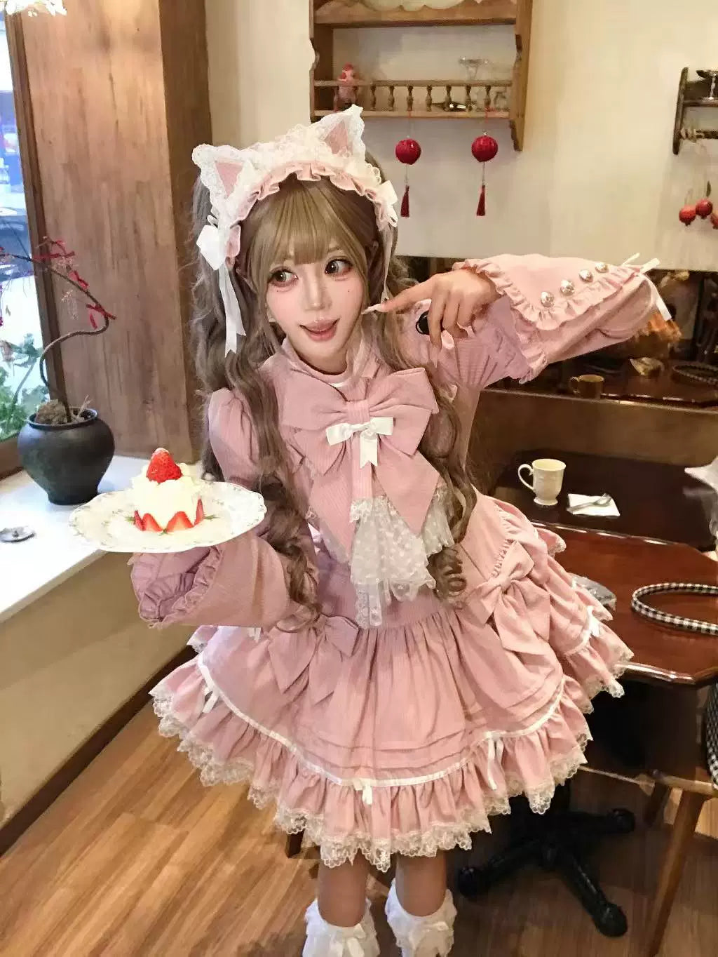 Phantom Kitty - Old School Lolita Low Waist OP Dress, Lace & Bow