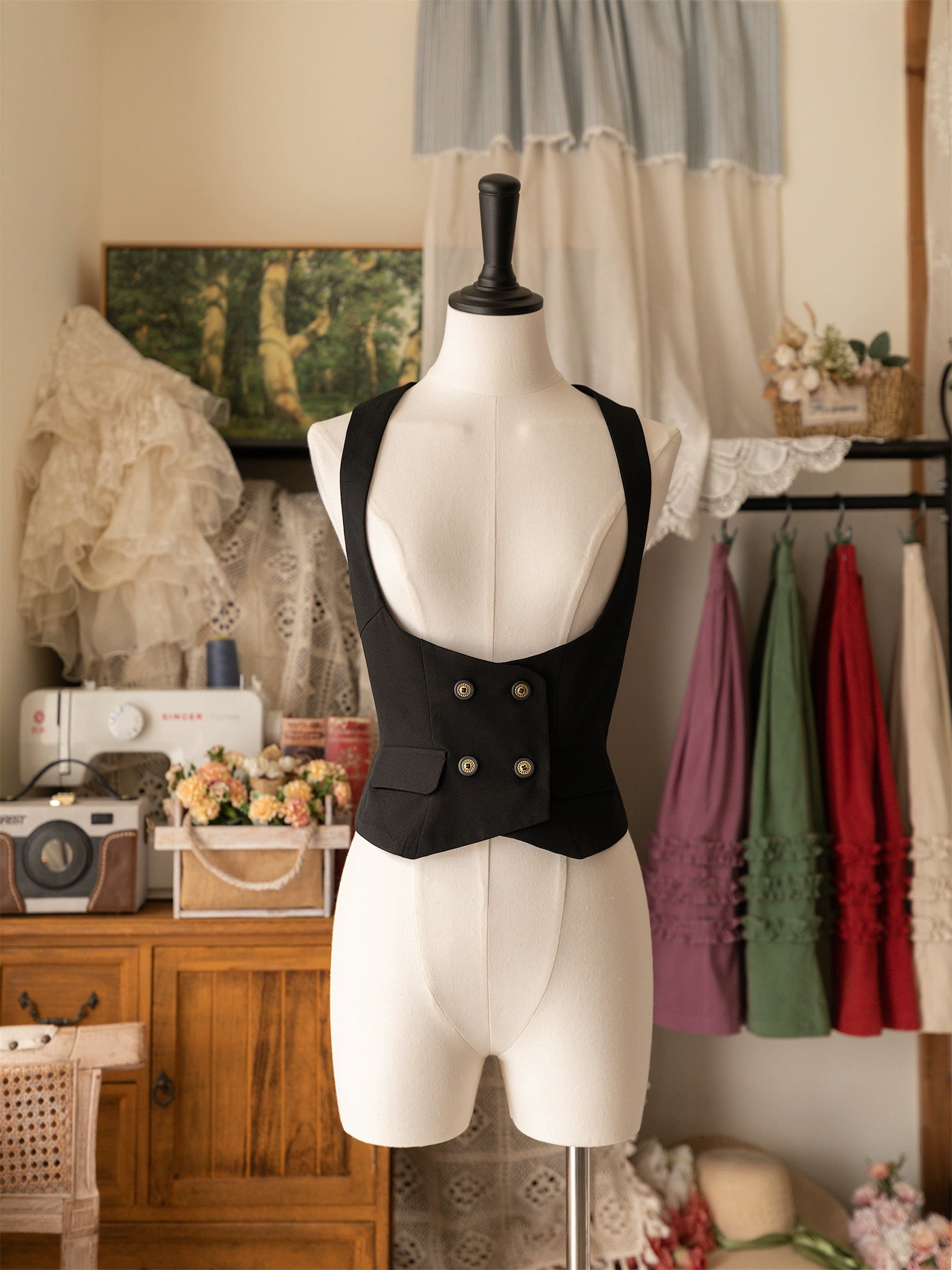 Forest Wardrobe - 4.0 Chest Support Vest Elegant Autumn/Winter Vest S Black