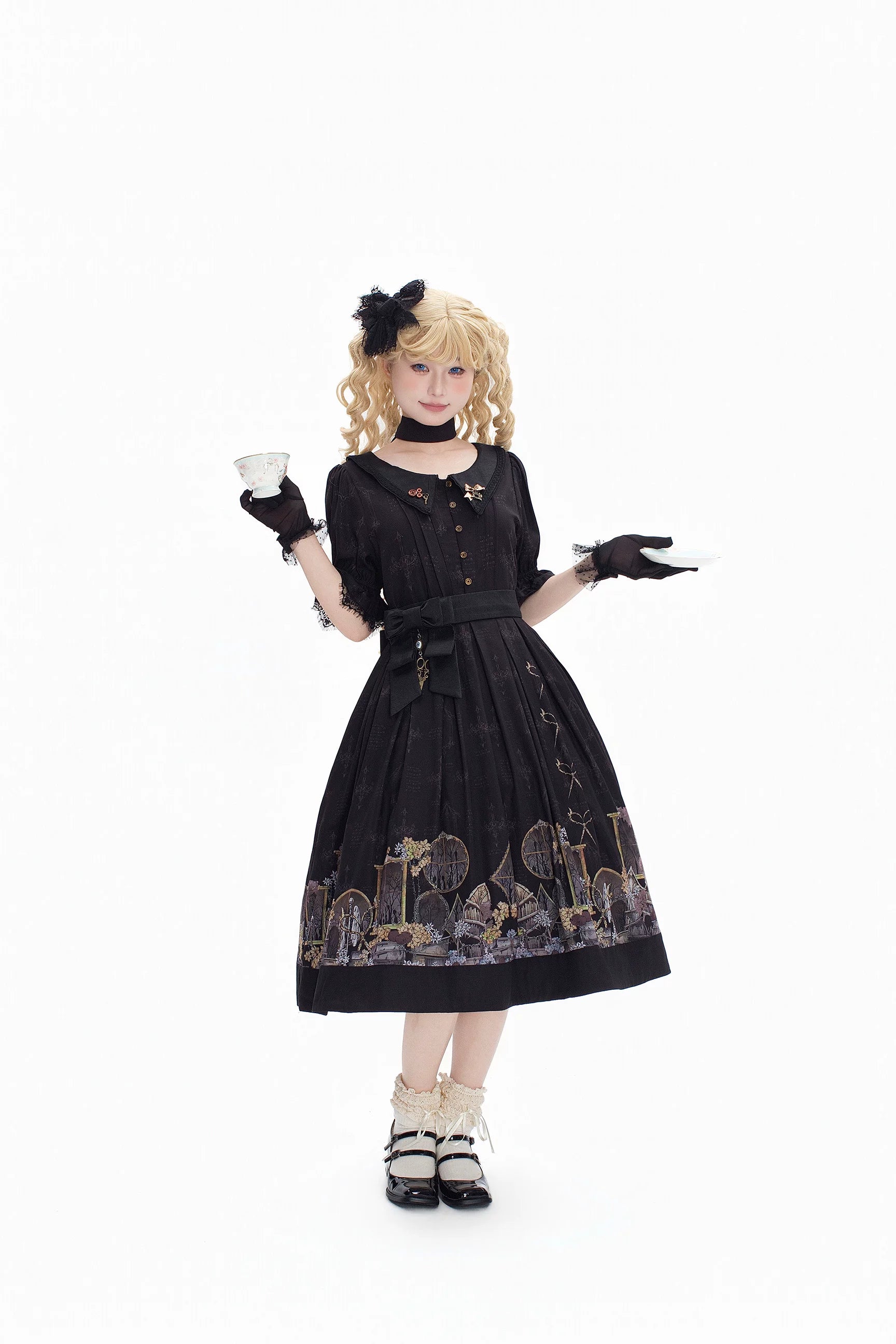 Window of Shadows - Plus Size Gothic Lolita OP & JSK, Window and Floral Print 45889:866717