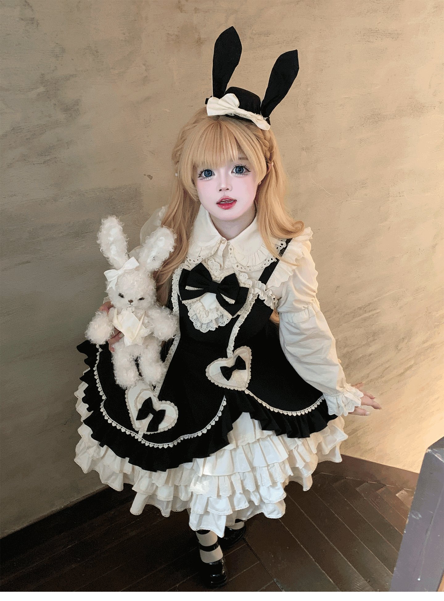 Cream Bud - Tiered Hem Old School Lolita JSK, Side Opening