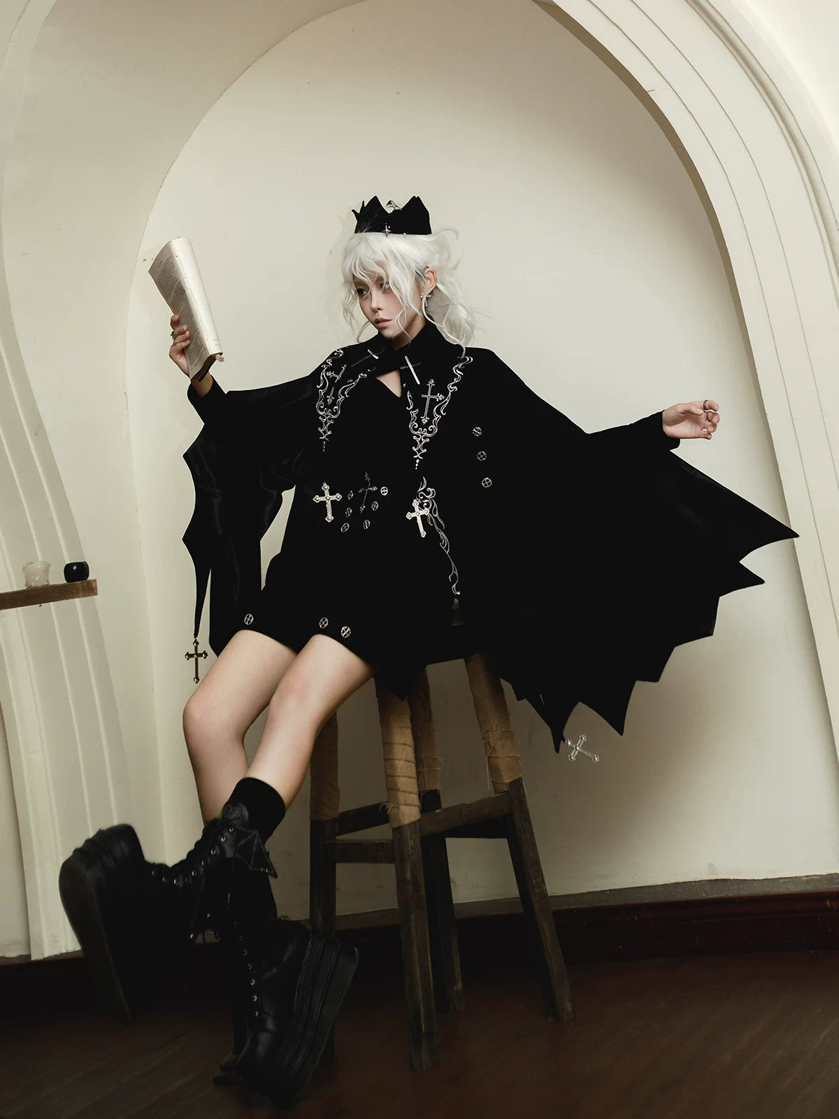 Nightfall - Ouji Lolita Outfit, Bat Wing Shaped Cape 44548:812686