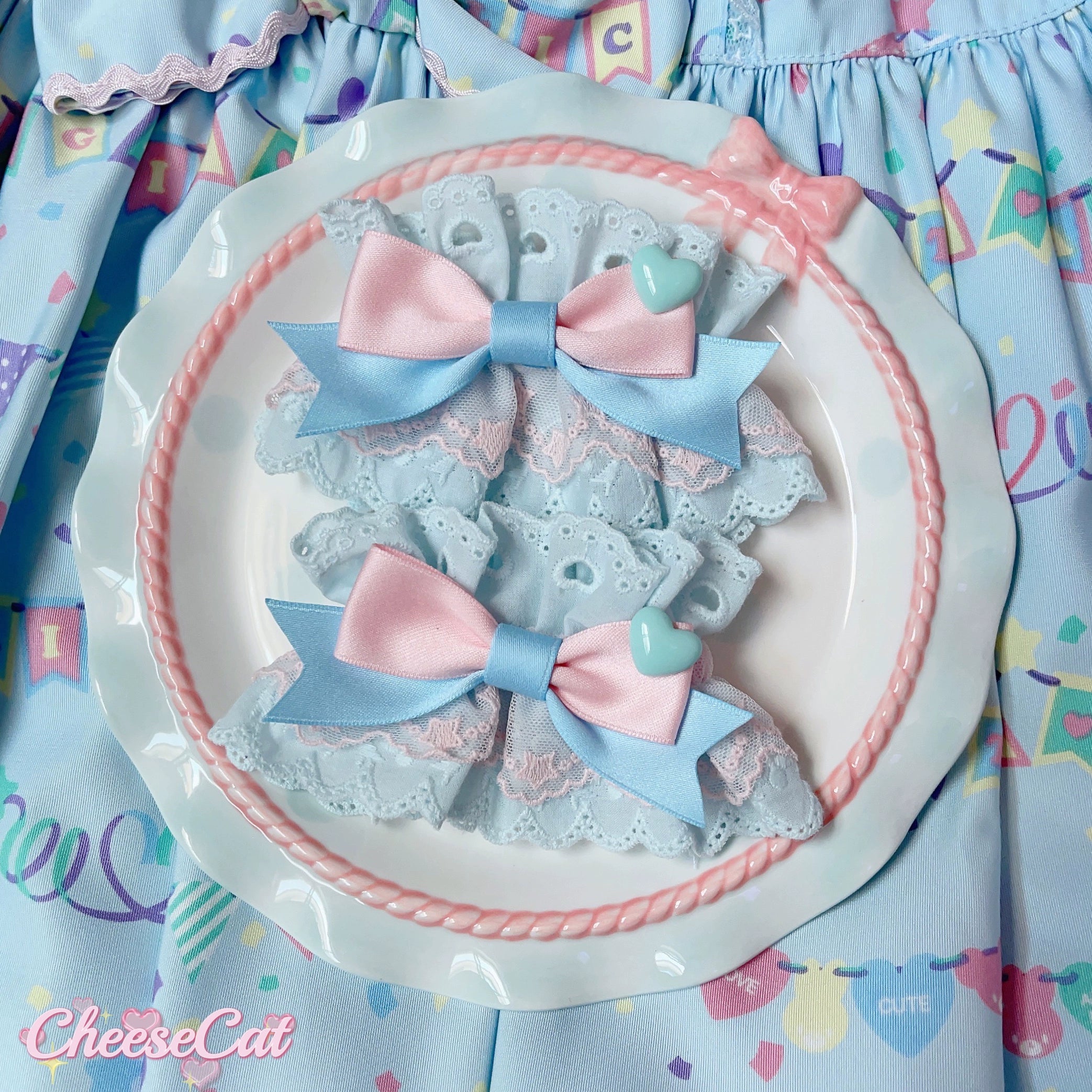 CheeseCat - Creamy Celestial - Sweet Lolita Cuffs Handmade Lace Cuffs Pink x blue