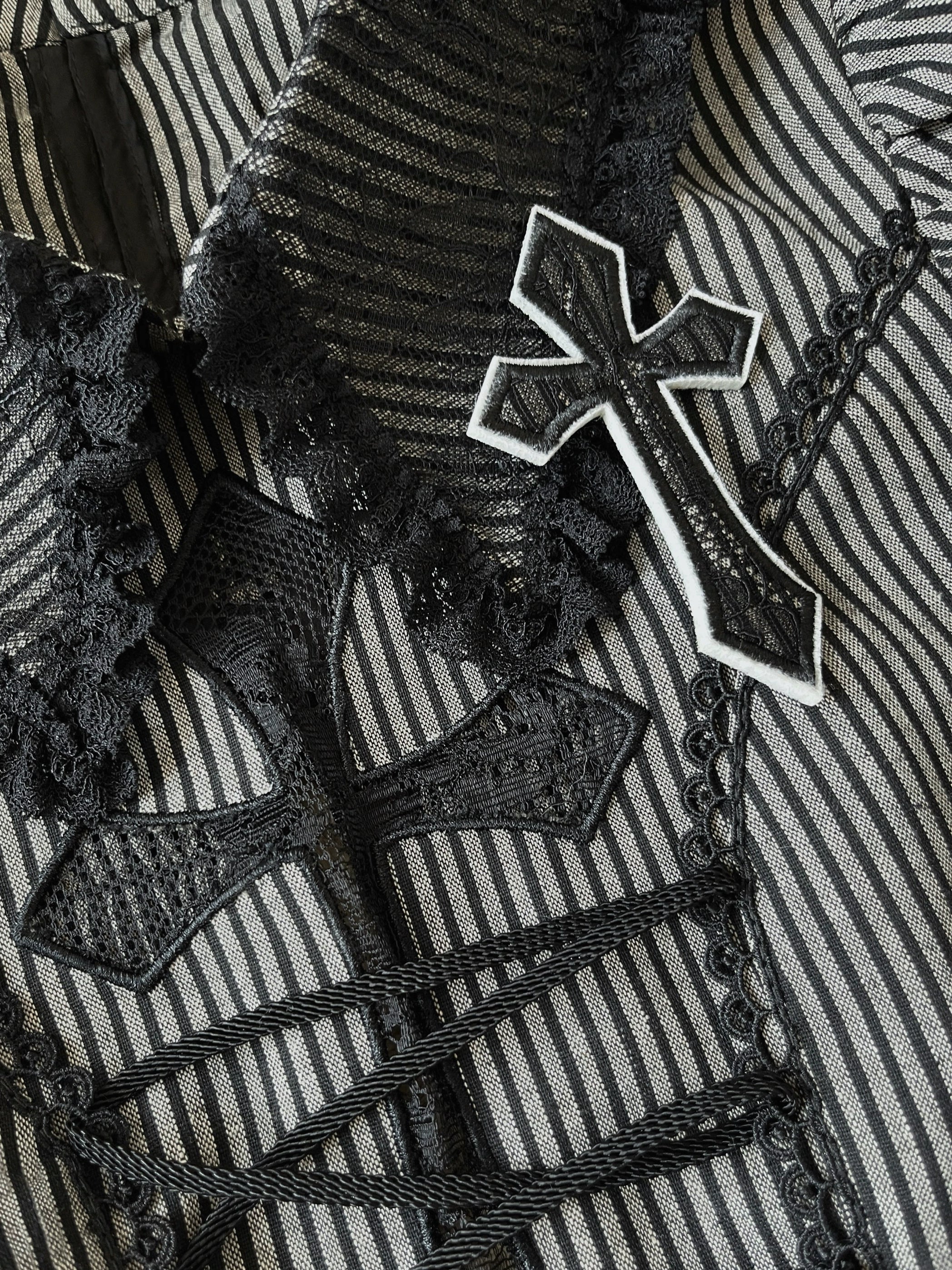 Susin Lolita - Striped Cross - Gothic Coordinated Lolita Set, Adjustable Blouse & Skirt (L M S XL) 43331:773964