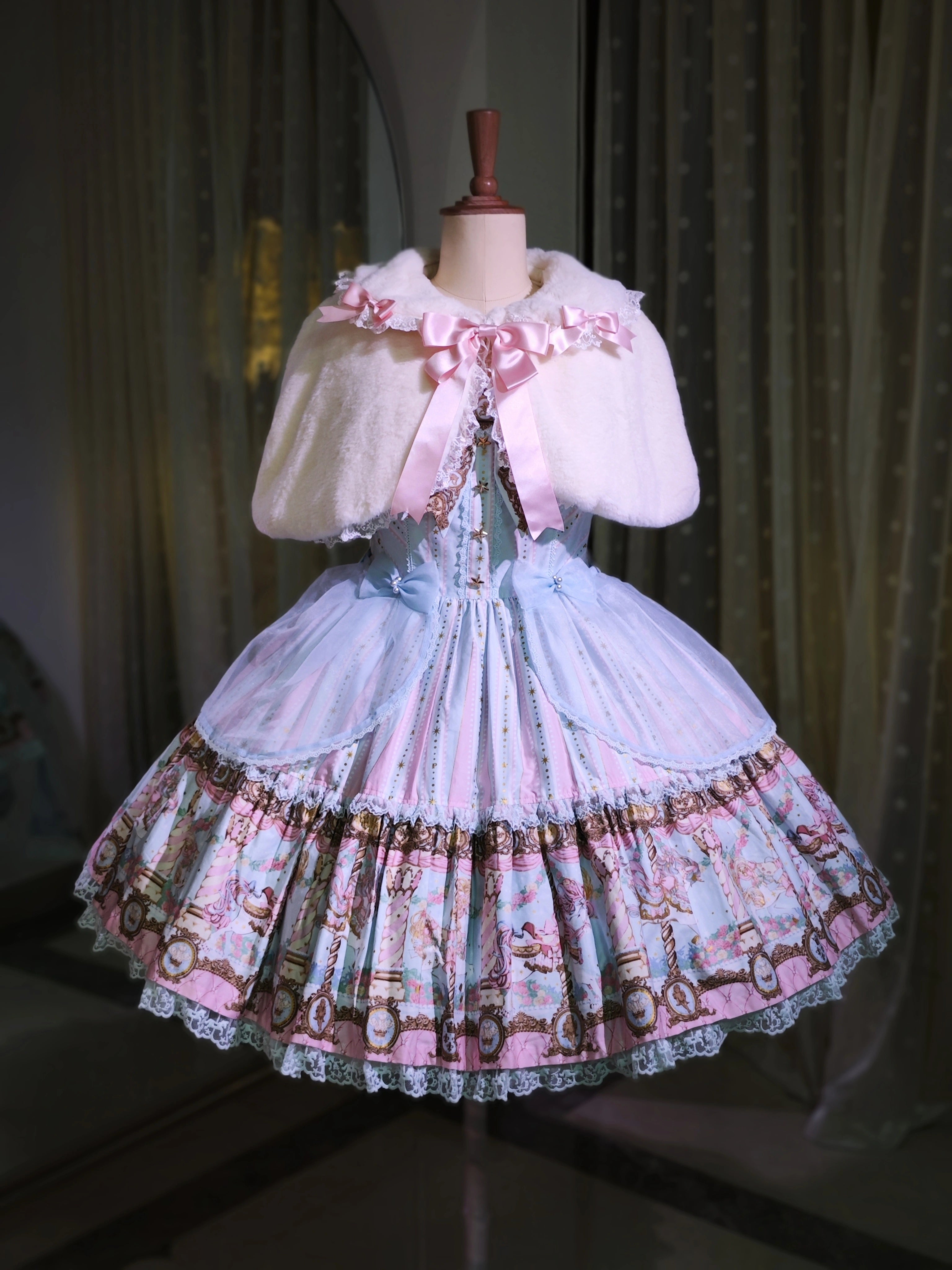 The Seventh Doll - Old School Lolita Cape Bunny Plush Short Coat