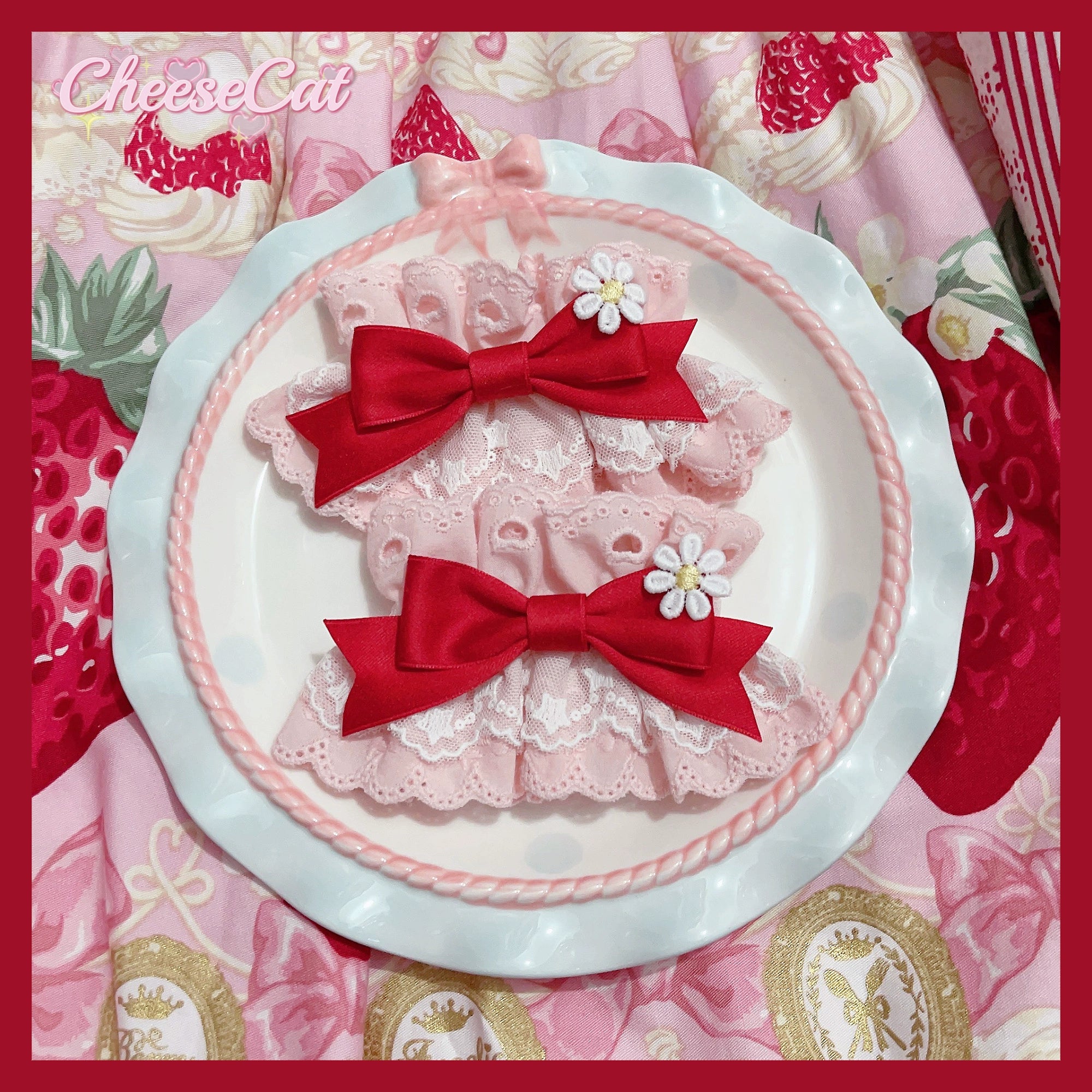 CheeseCat - Creamy Celestial - Sweet Lolita Cuffs Handmade Lace Cuffs Red x white