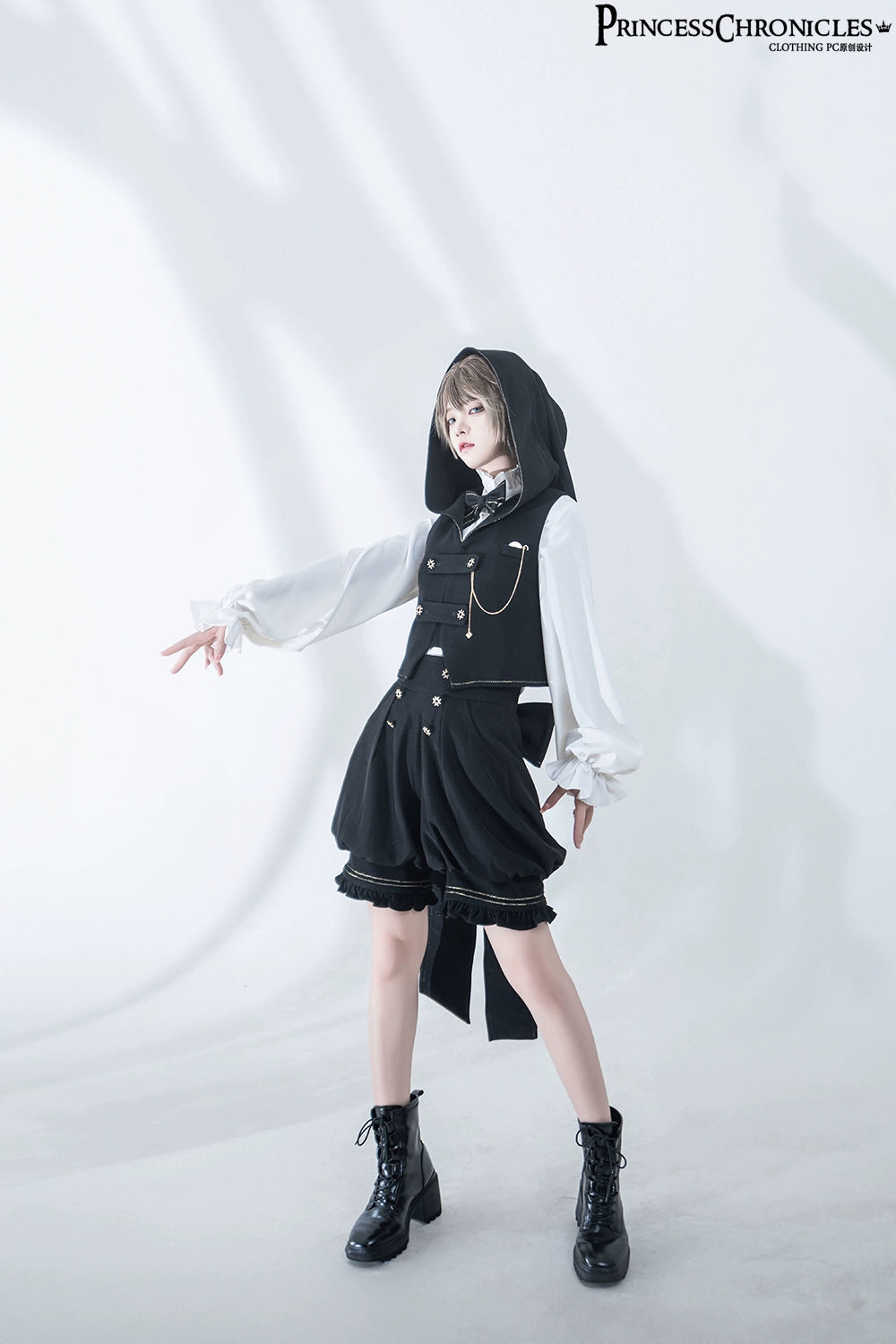 Princess Chronicles - Desperate Bunny - Ouji Lolita Vest Shorts Set
