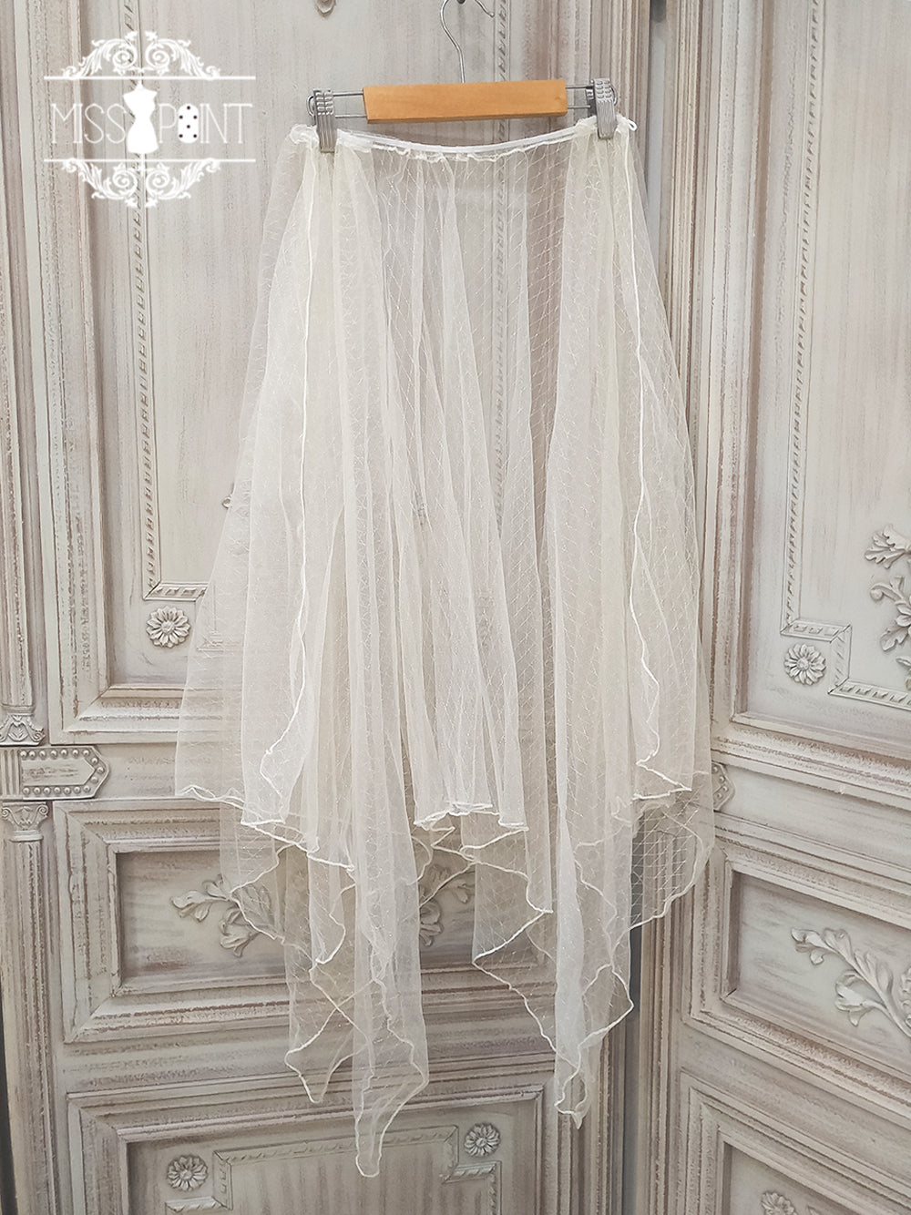 Miss Point - Dusk Bester - Egyptian Lolita Brooch Waistband Shawl white gold mesh trailing