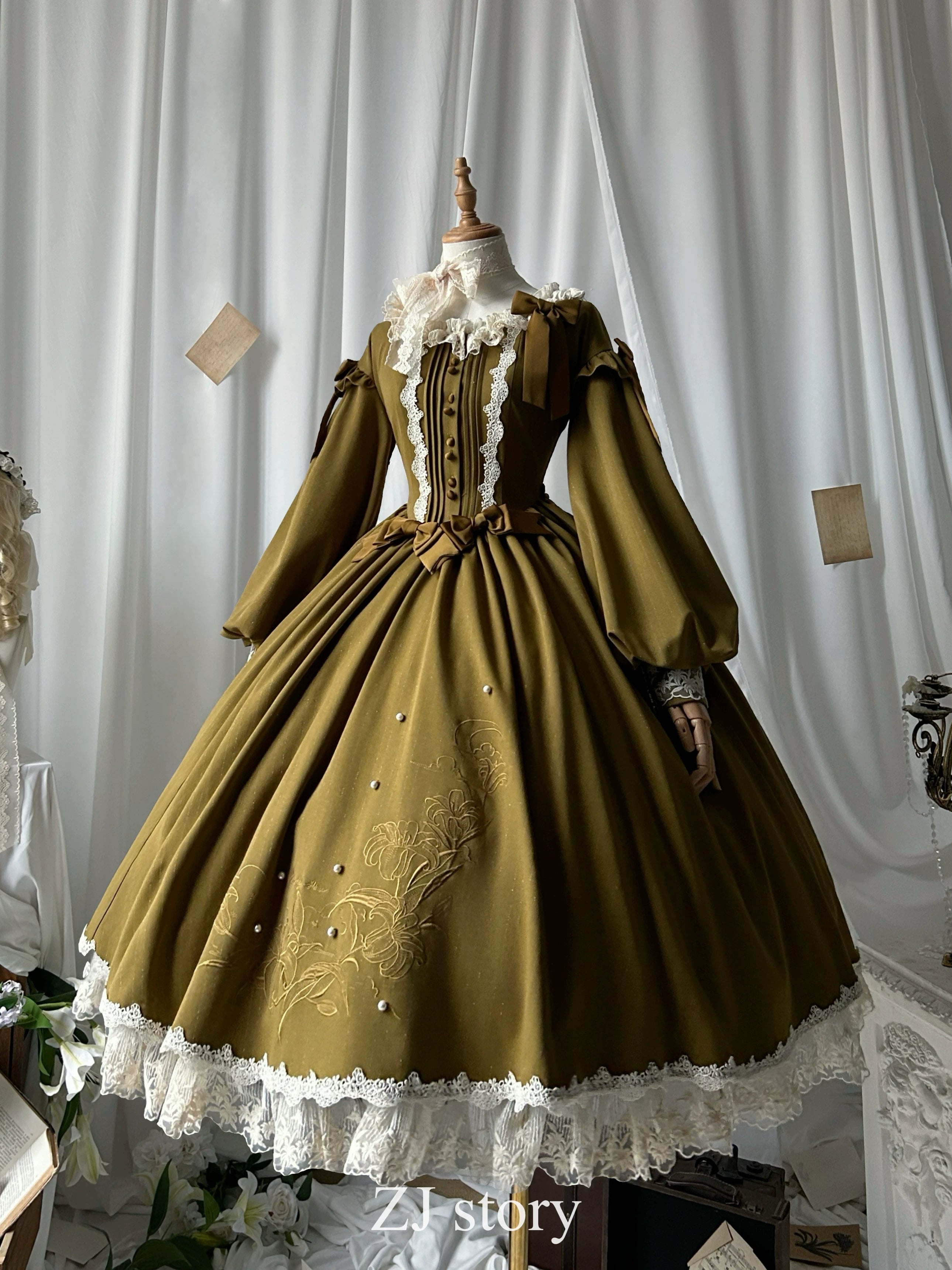 Embroidered Classic Lolita OP Dress, Lace Trim Shirt (L M S XL) 45209:840237
