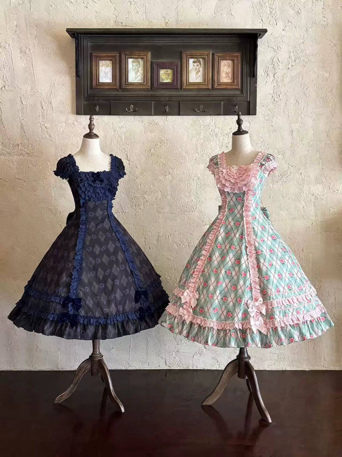 Red Pencil - Old School Lolita OP Dress, Salon de the Rose Print 46099:875127