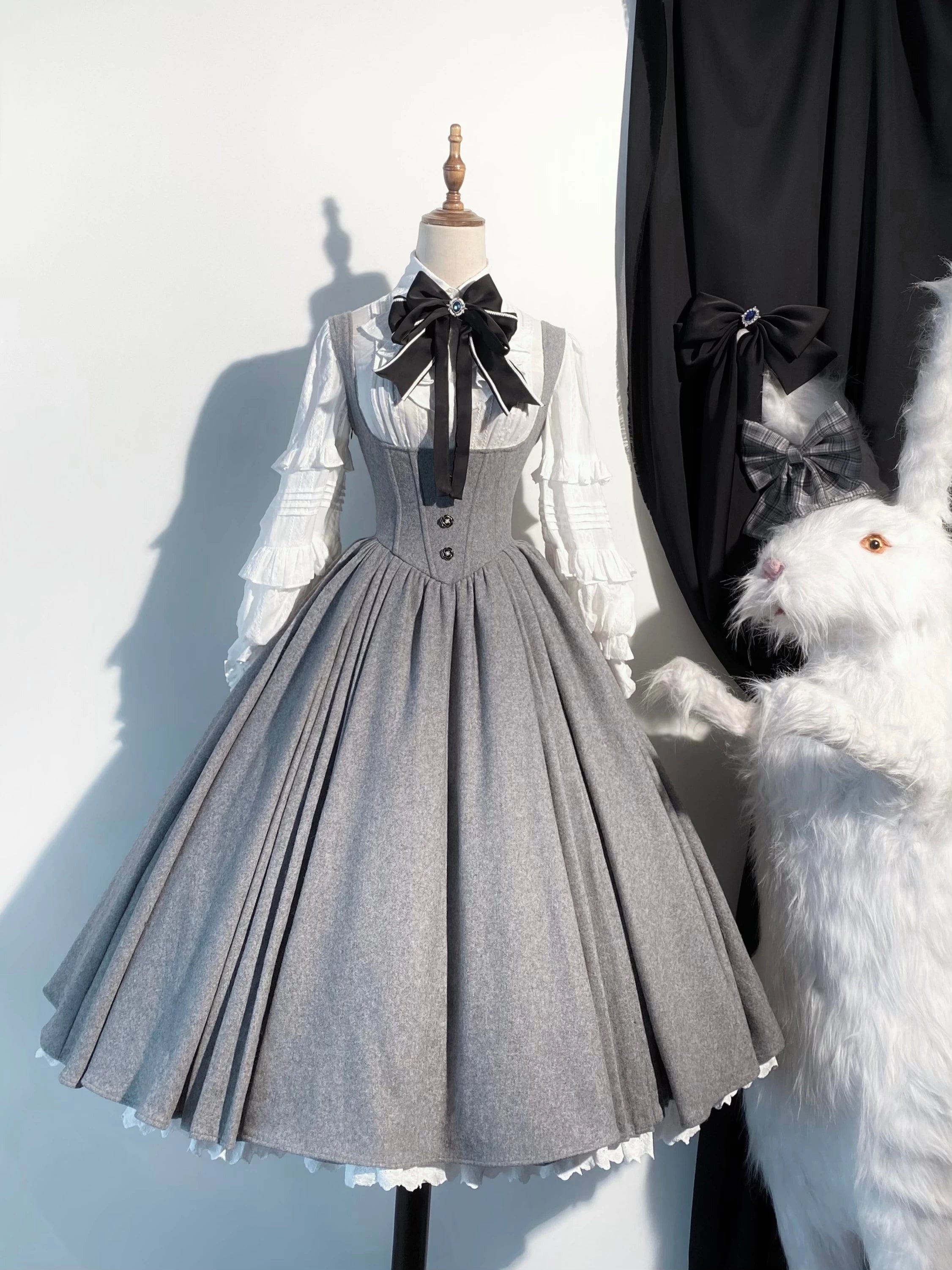 Wand Not for Your Lover - Wool Classic Lolita Bust Supporting JSK, Embroidered Shirt