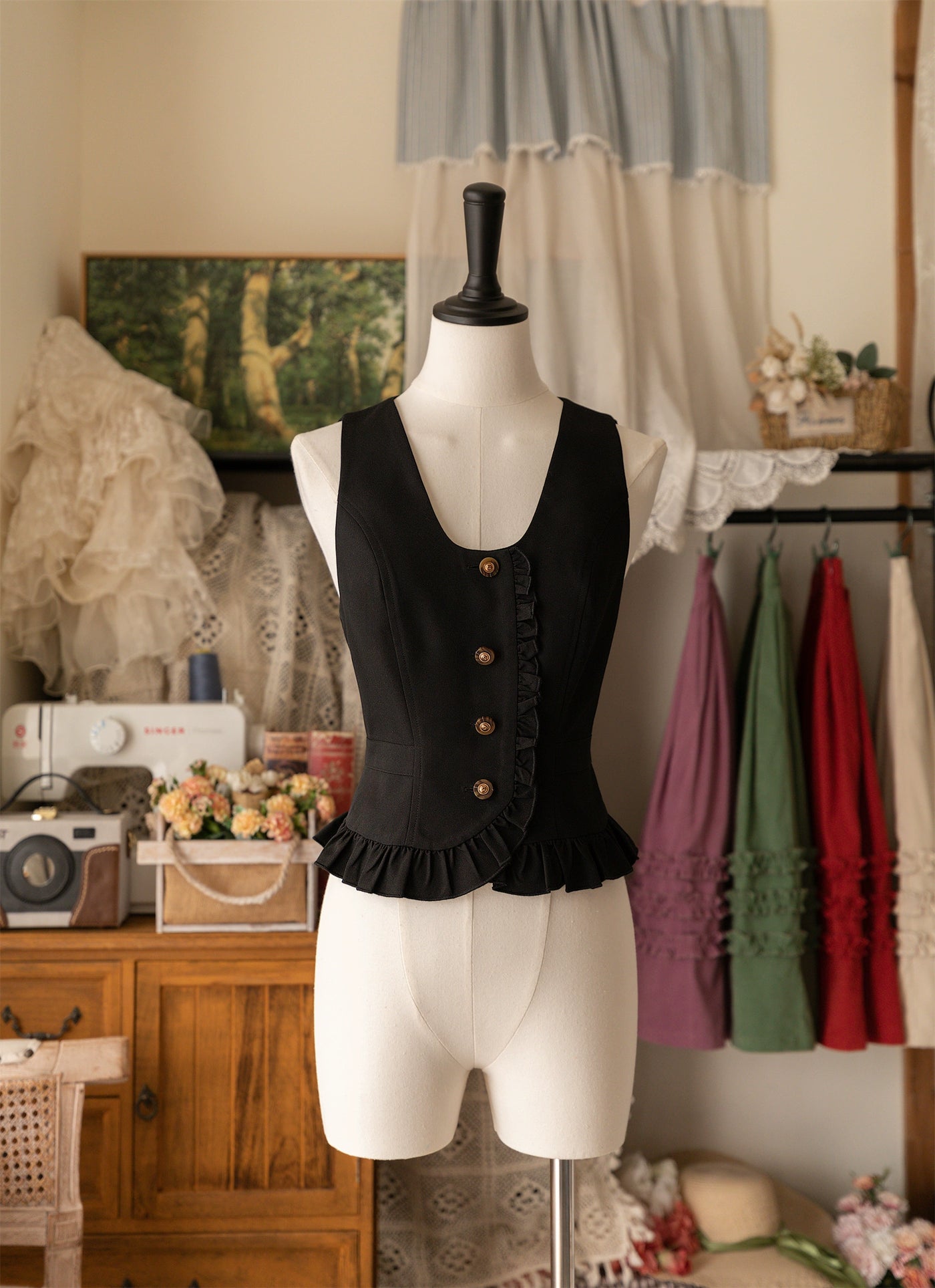 Forest Wardrobe~Forest Basket~Elegant Lolita Vest Autumn/Winter Versatile Waistcoat S Black 