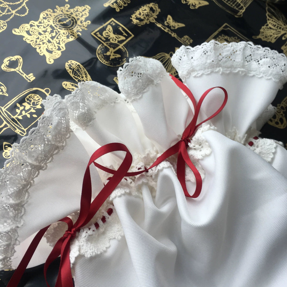 Old School Lolita Bonnet, Lace Ruffles 46085:874271