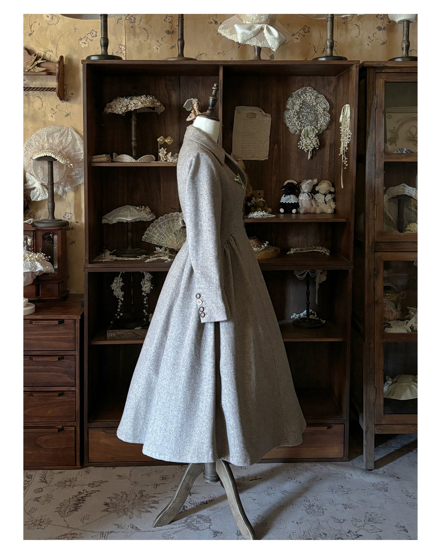 Button Bear - Winter Lily Bell - Classic Lolita Bust-Supporting JSK, Long Waisted Coat 44351:804162