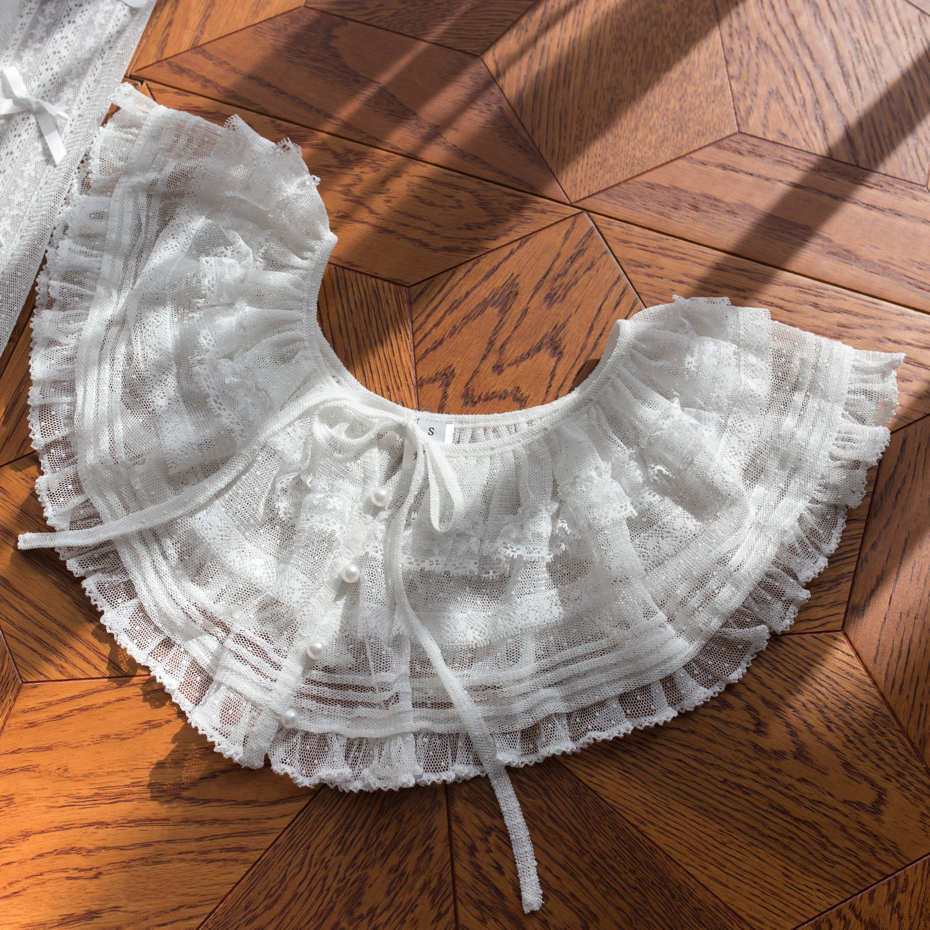 Vernal Feast - Polka Dot Lolita Blouse, Ruffled False Collar (L M S) 44710:819641