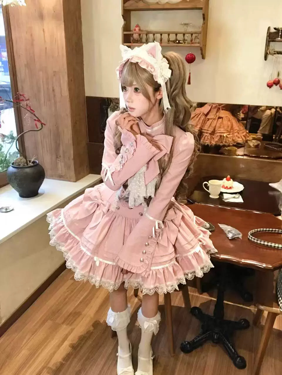 Phantom Kitty - Old School Lolita Low Waist OP Dress, Lace & Bow