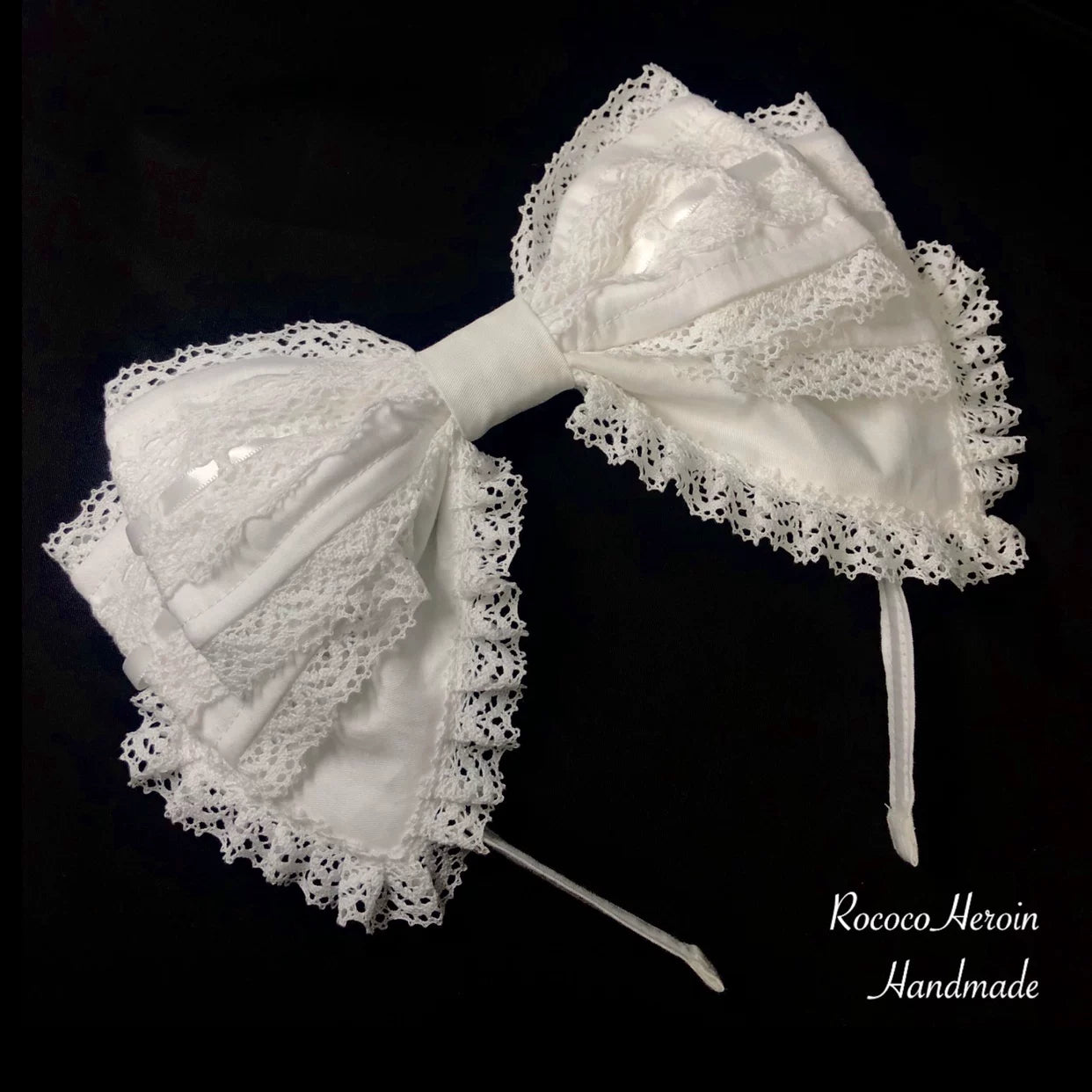 Old School Lolita KC, Lace & Bow Milky White