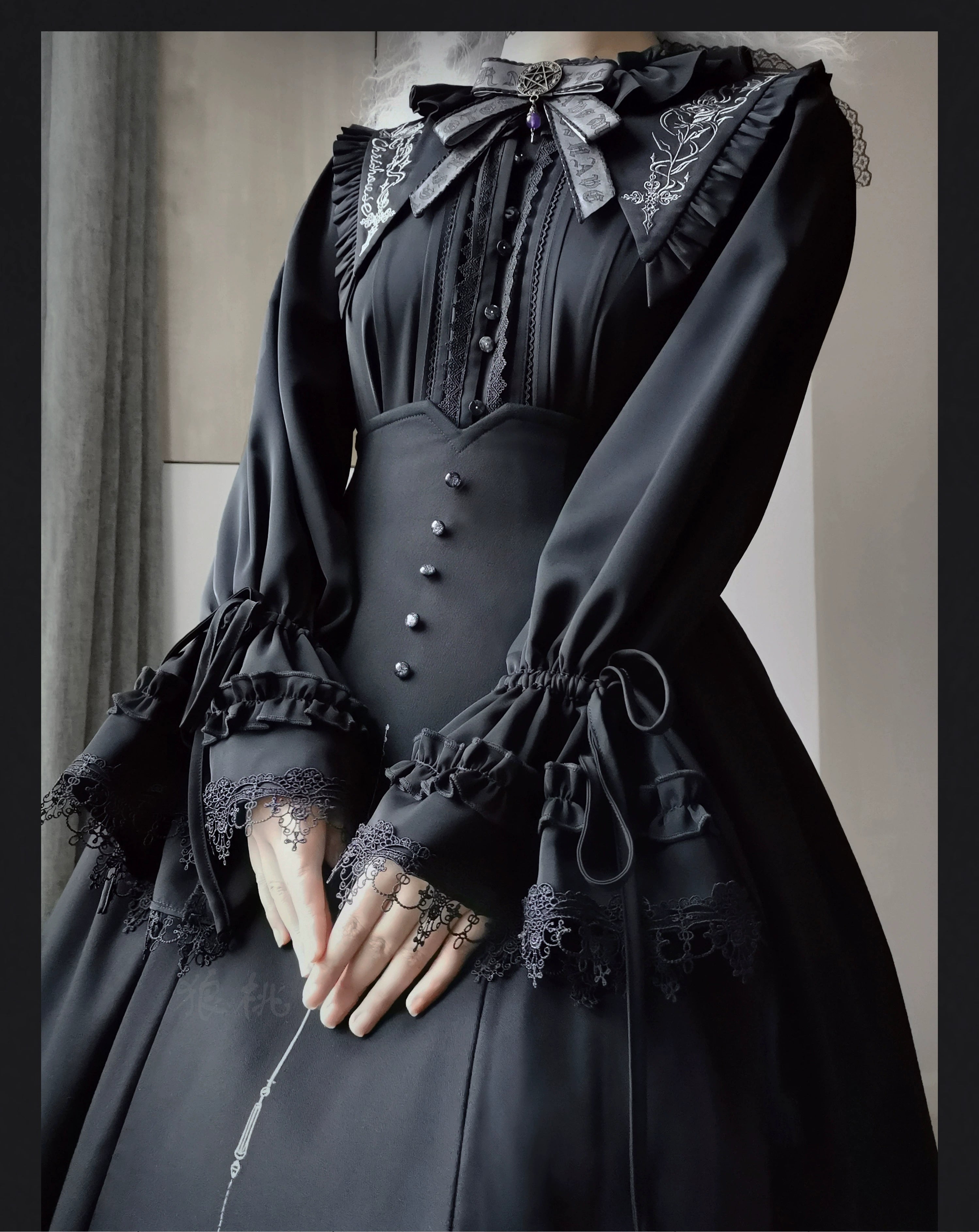 Chris House Lolita - Witch Notes - Gothic Loliat Embroidered Dress Suit, Cross and Rose Print 44096:795006
