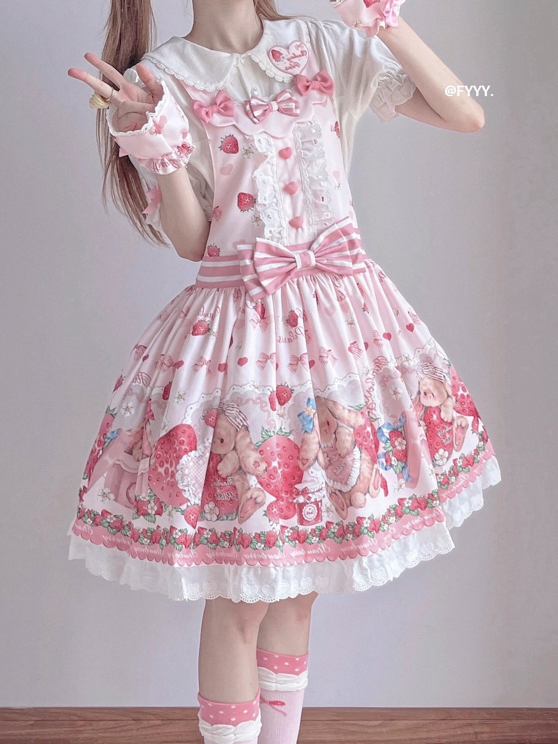 Rabbit Berry Gift Box - Sweet Lolita Cotton Shirt, Peter Pan Collar 44491:810910