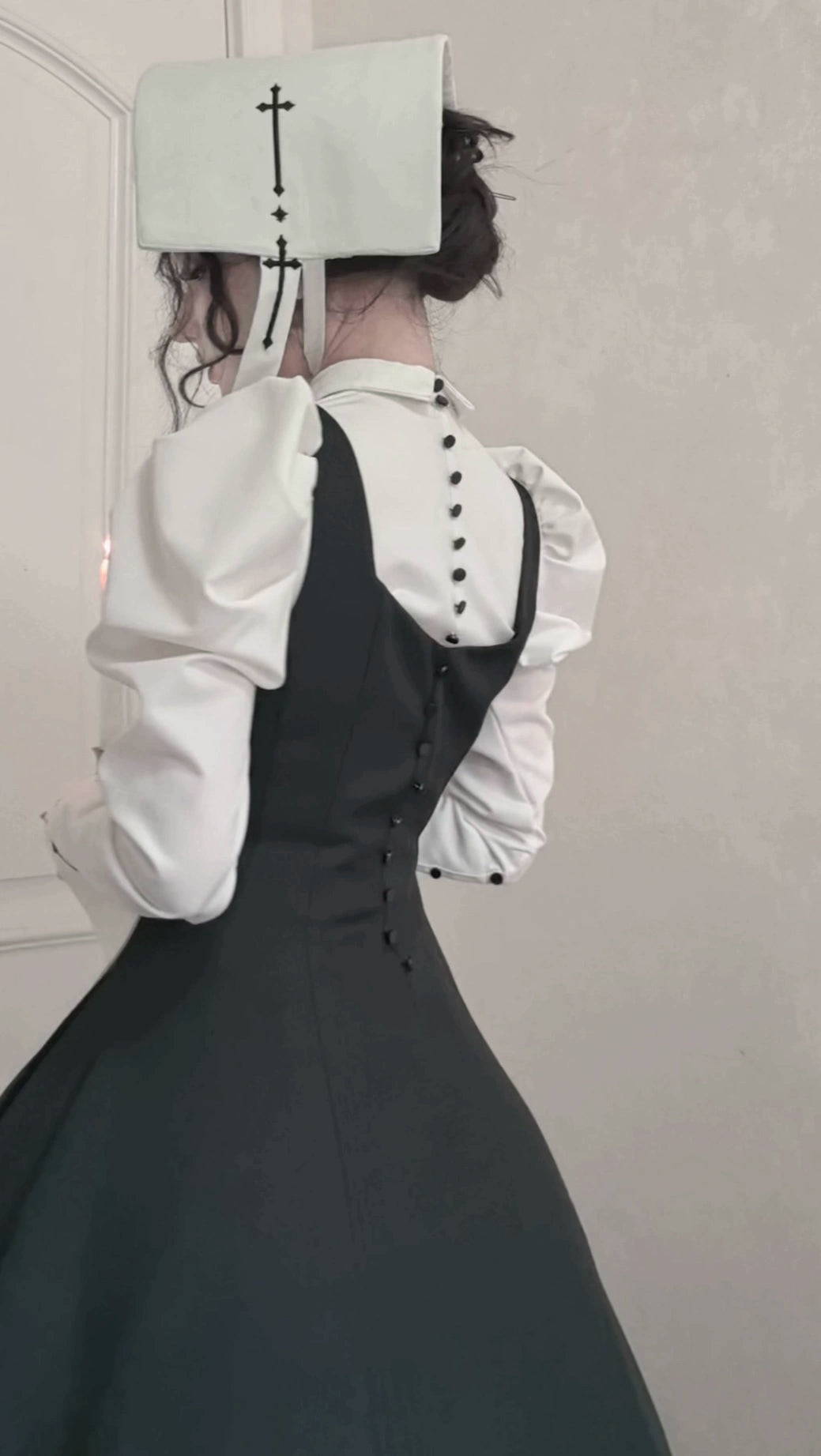 Wild Bloom Freedom - Gothic Lolita Bust-supporting JSK Set, Cross Embroidery