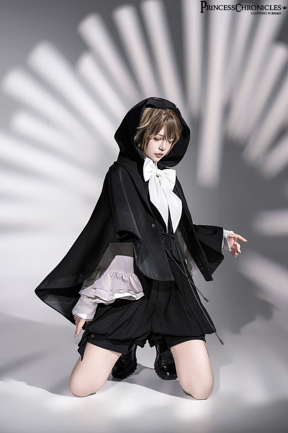 Princess Chronicles - Rabbit Feather - Black Ouji Lolita Vest Shorts Suit Prince Cloak Set