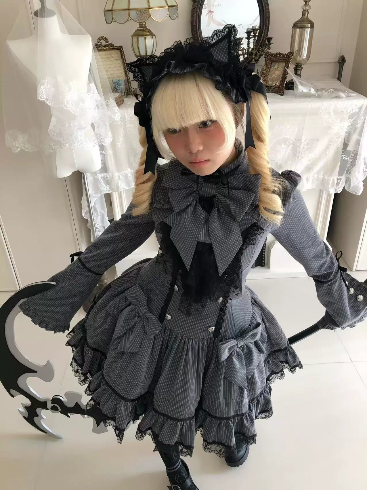 Phantom Kitty - Old School Lolita Low Waist OP Dress, Lace & Bow
