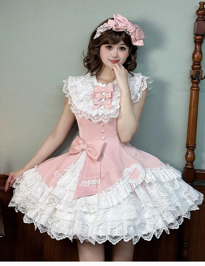 Alice Girl - Arrogant Miss - Heart-Shaped Lolita Brooch with Lace and Embroidery