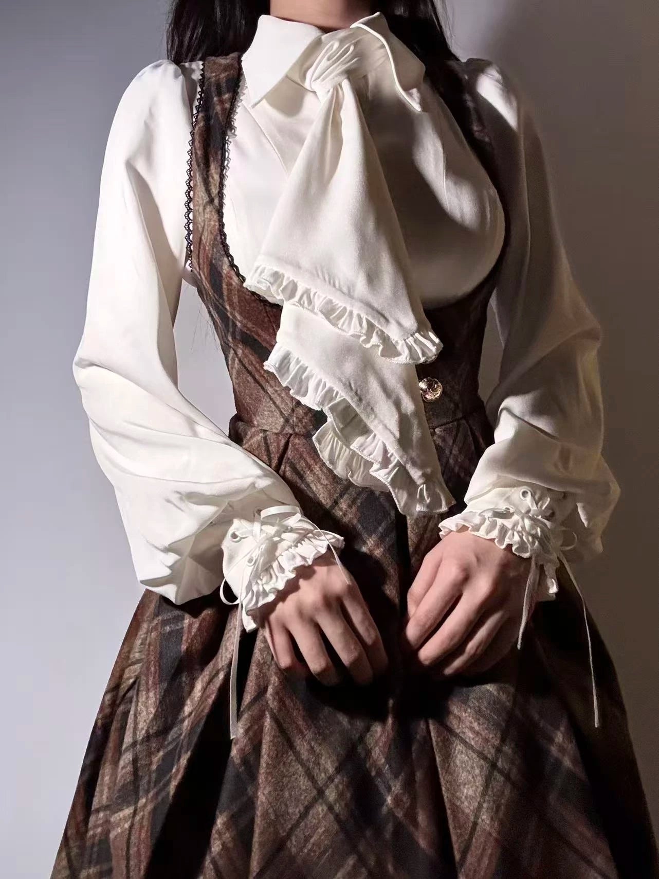 Moon Knight - Ouji Lolita Lantern Sleeve Blouse, Detachable Cuffs