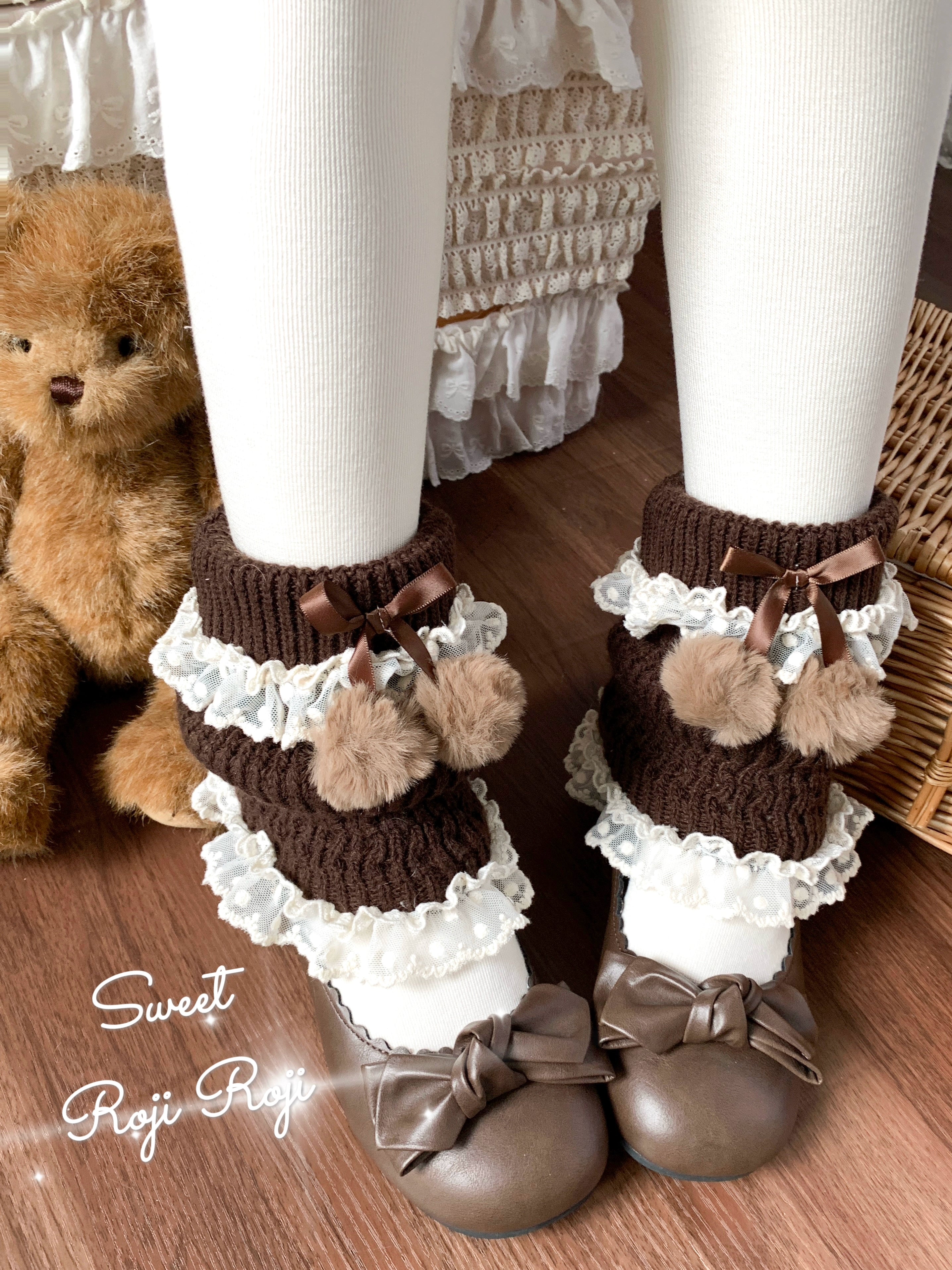 Roji Roji - Kawaii Lolita Wool Leg Warmers, Pom-Pom Accented Bow (Brown) 43999:791751