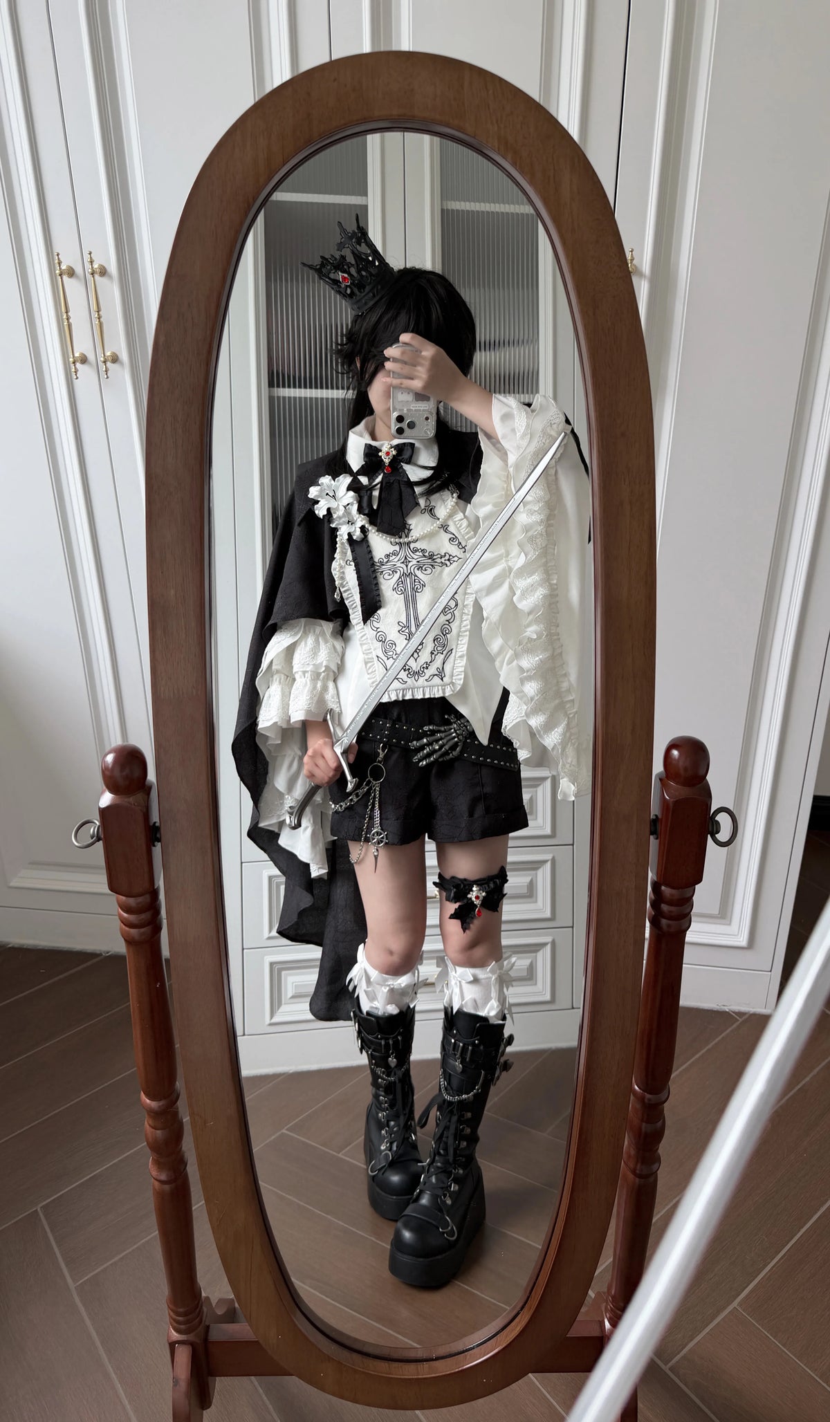 Sloth of Seven Deadly Sins - Ouji Lolita Hime Sleeve Blouse & Shorts Set, Cross Embroidery
