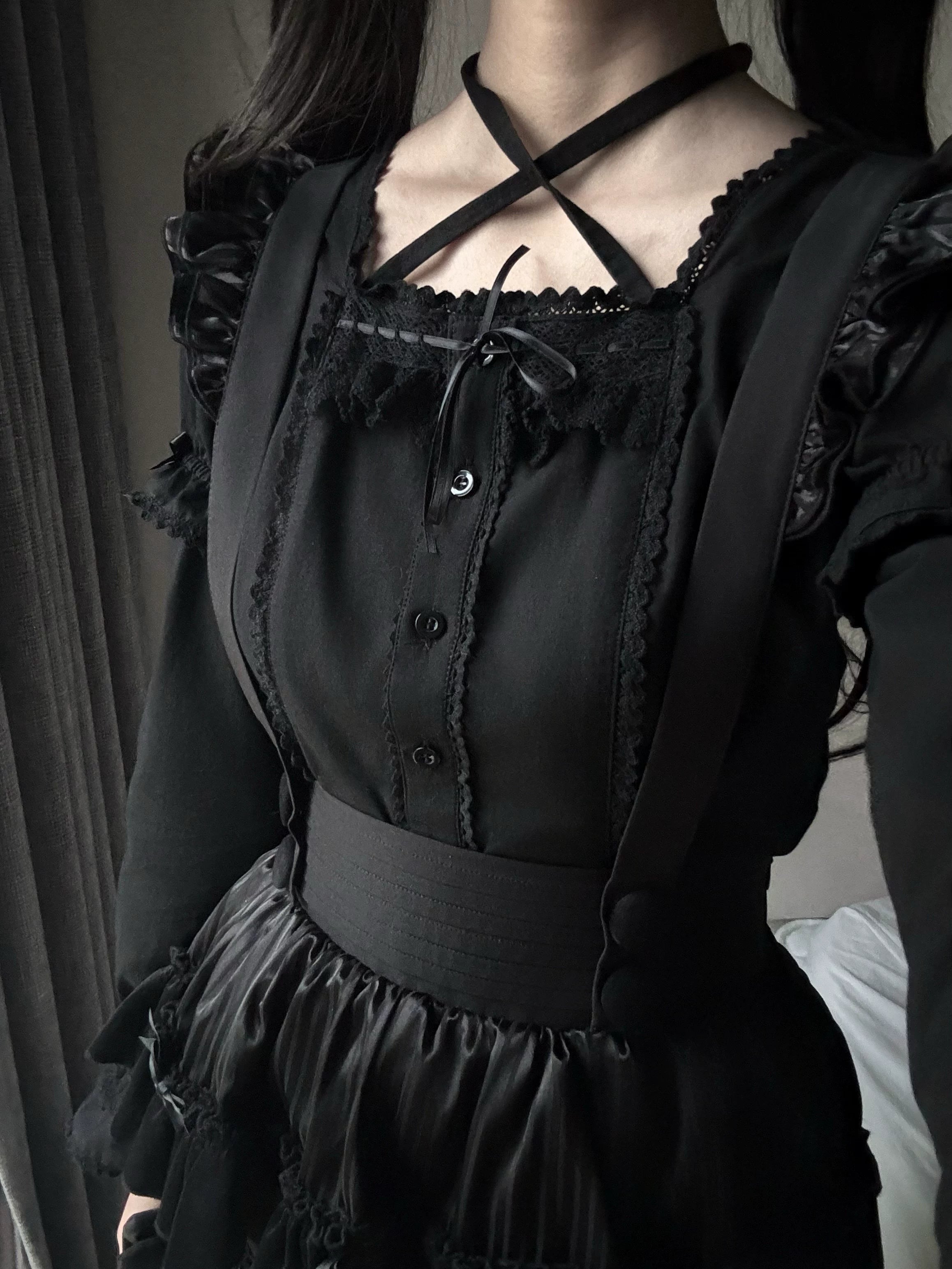 Haruhime Momoko - Cotton Old School Lolita Blouse, Cross Halter Neck
