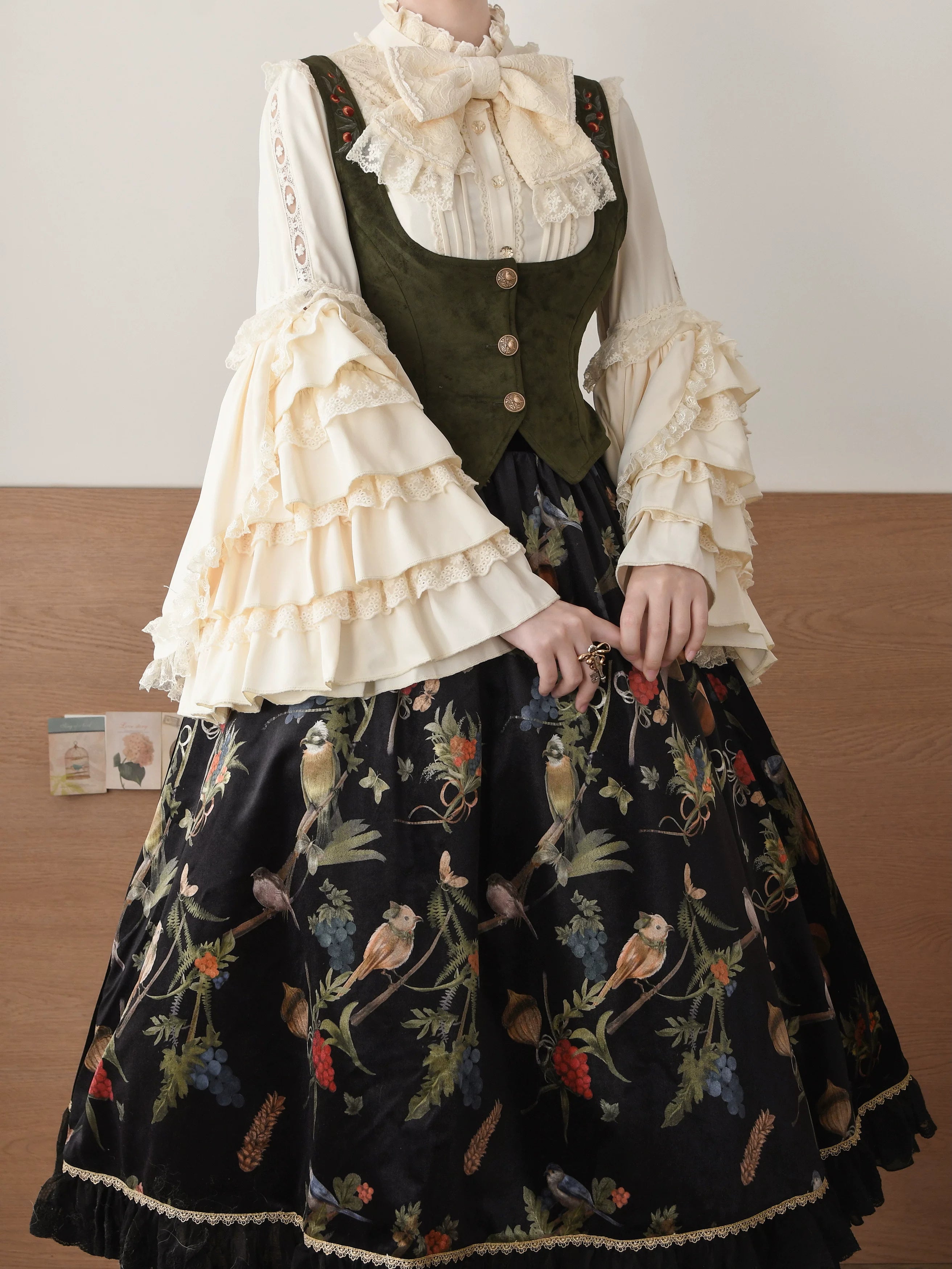 Snow Mochi - Classic Lolita Hime Sleeve Shirt, Lace Accent 44497:811289