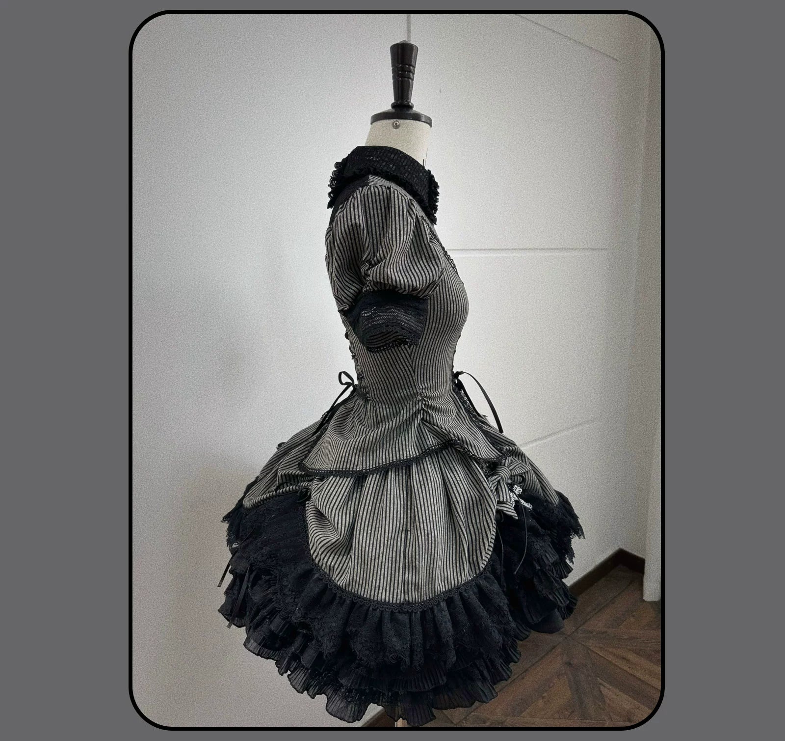 Susin Lolita - Striped Cross - Gothic Coordinated Lolita Set, Adjustable Blouse & Skirt 43331:773928