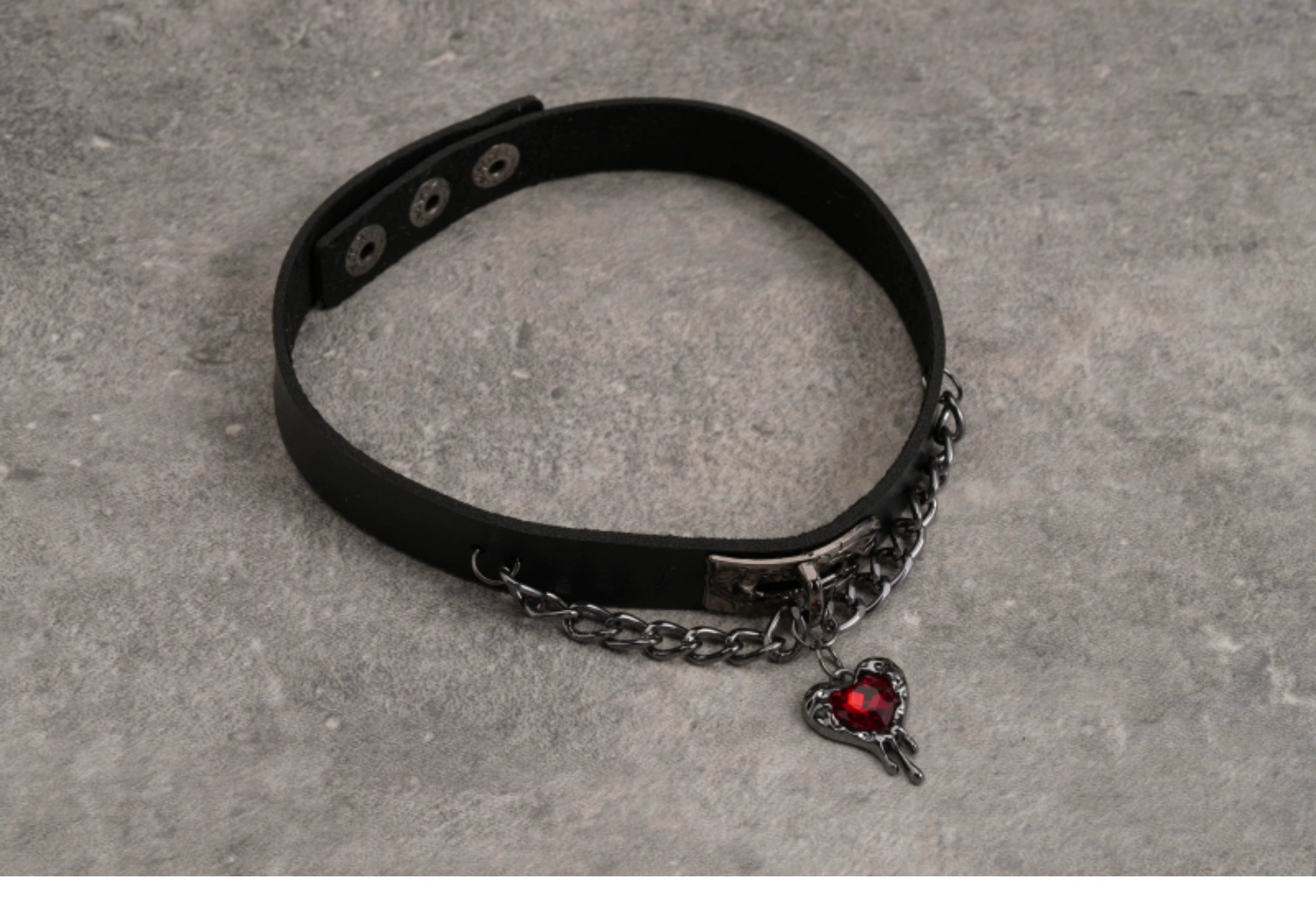 Strange Sugar~Gothic Lolita Choker Faux Leather Heart Pendant Necklace 36642:530634