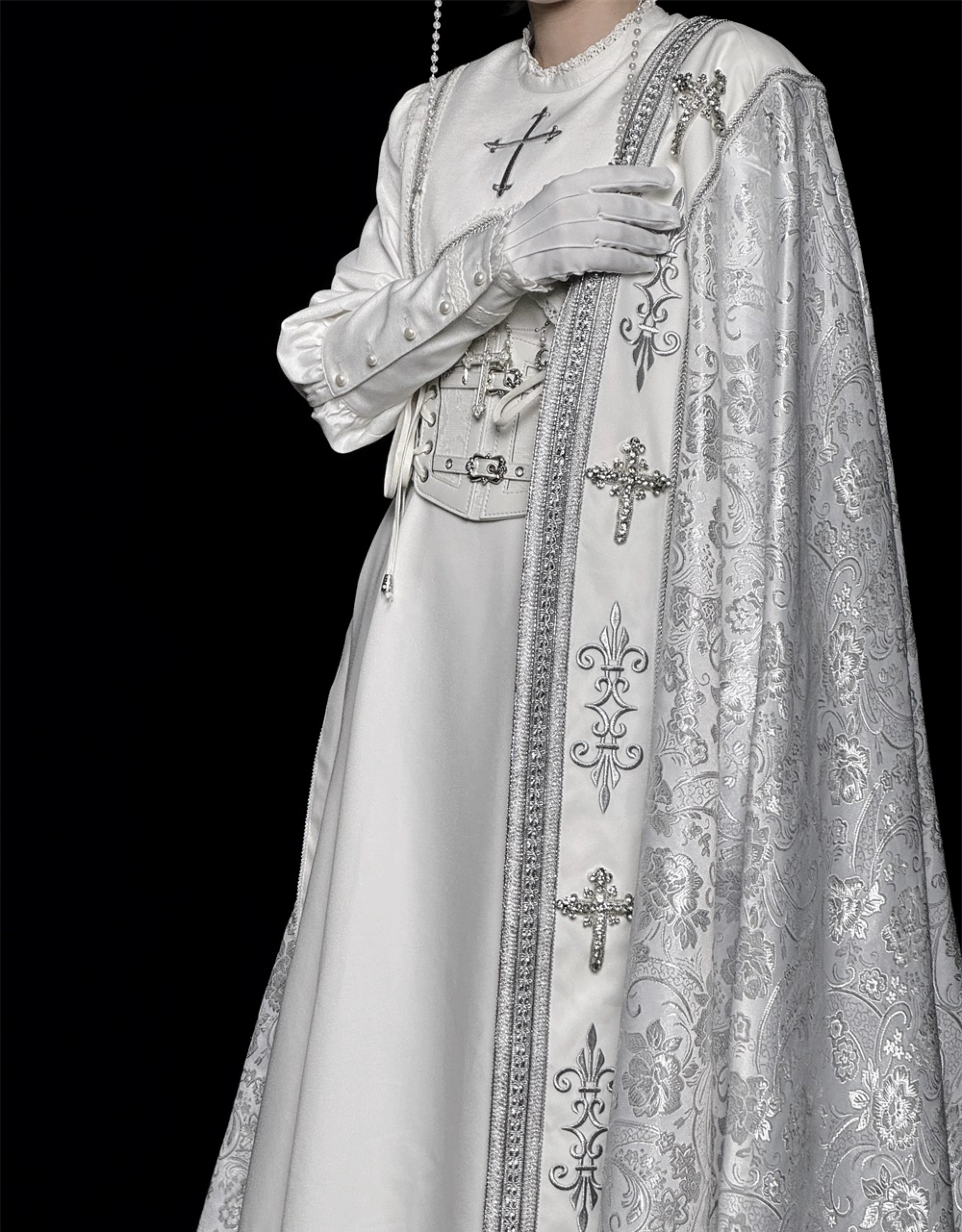 LeMiroir - Moonlit Prayer - Long Nun Lolita Bishop Cape, Cross Details