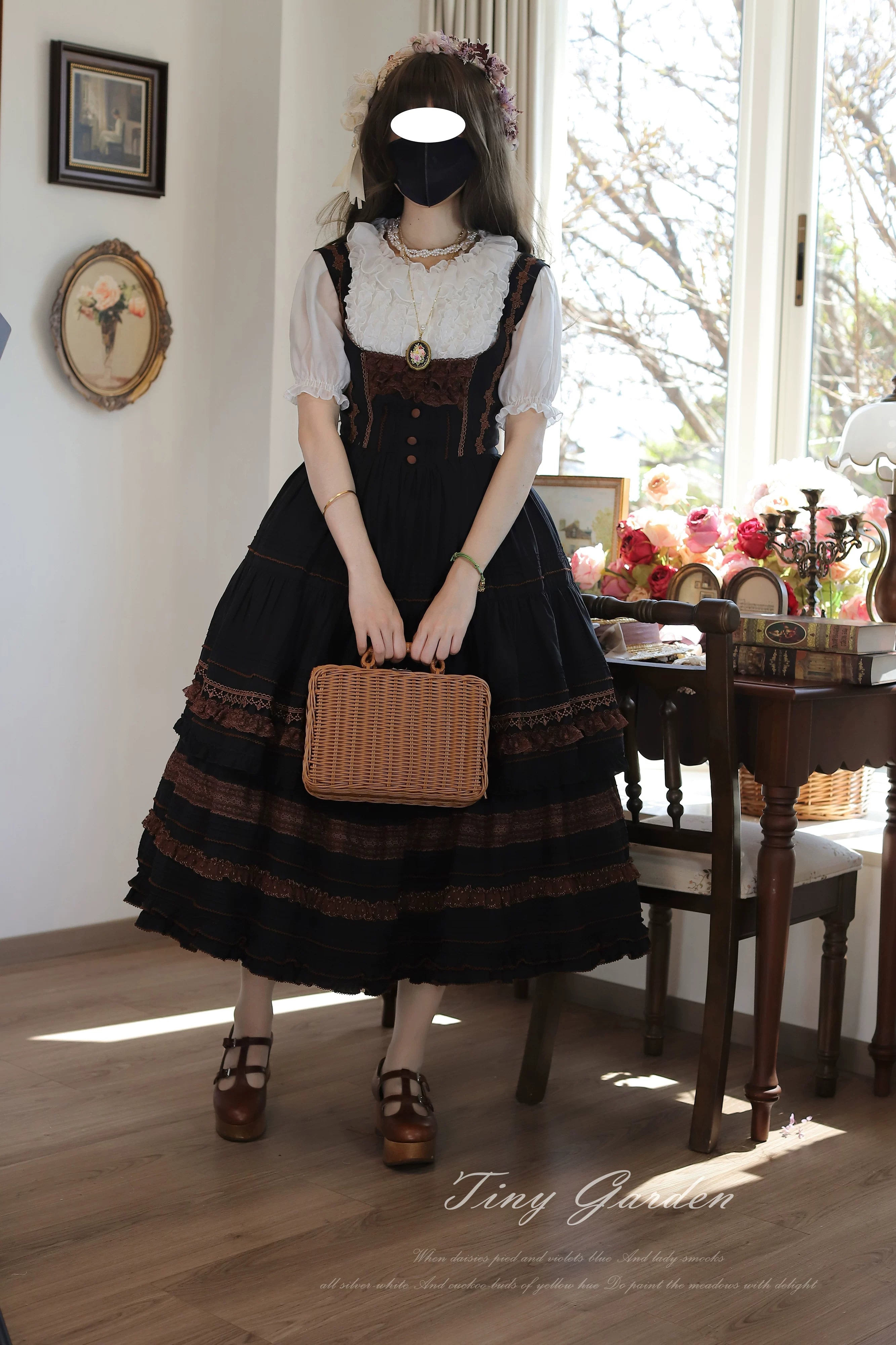 Marguerite Daisy - Classic Lolita Bust-supporting JSK Dress, Layered Lace