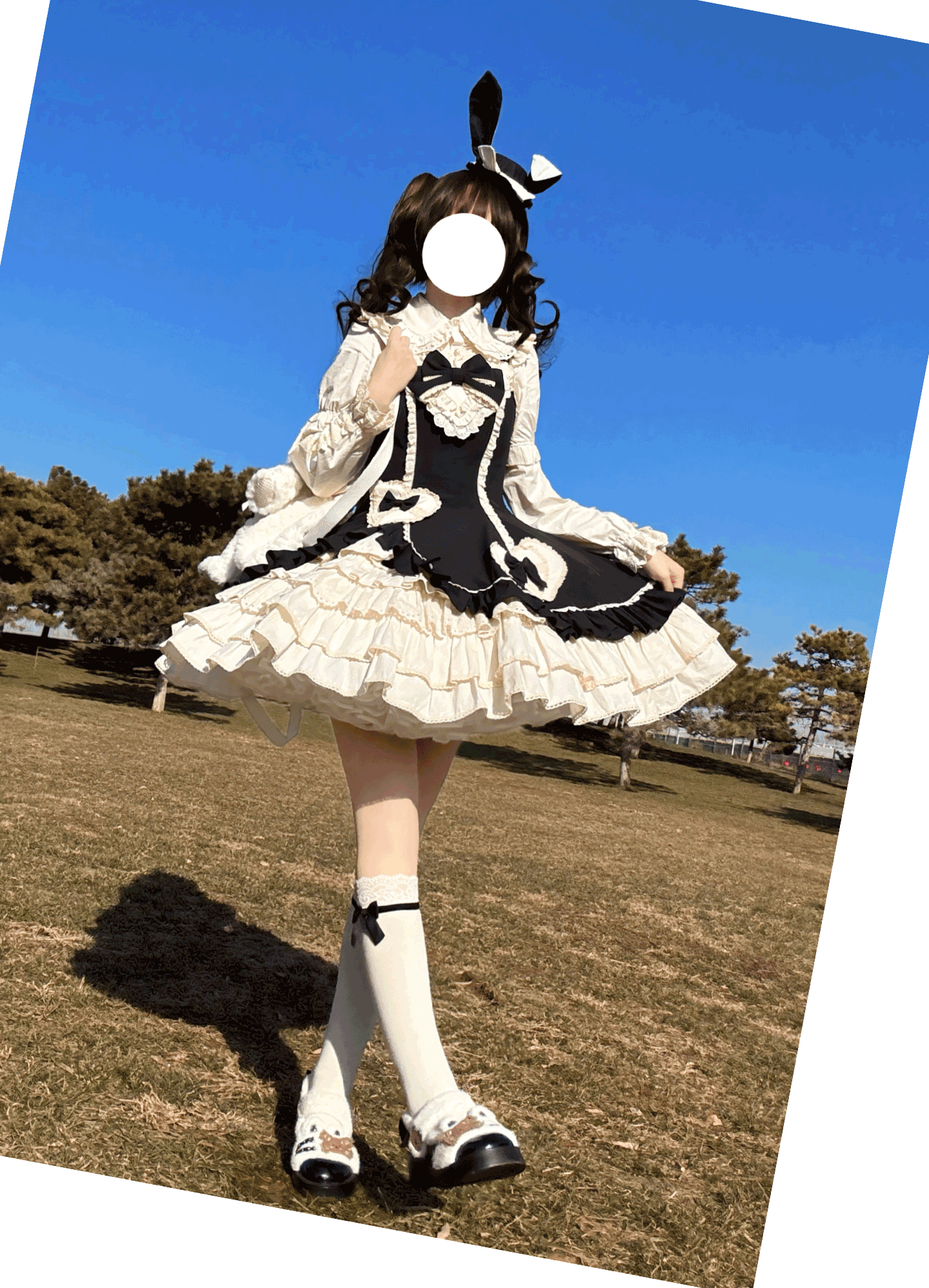 Cream Bud - Tiered Hem Old School Lolita JSK, Side Opening