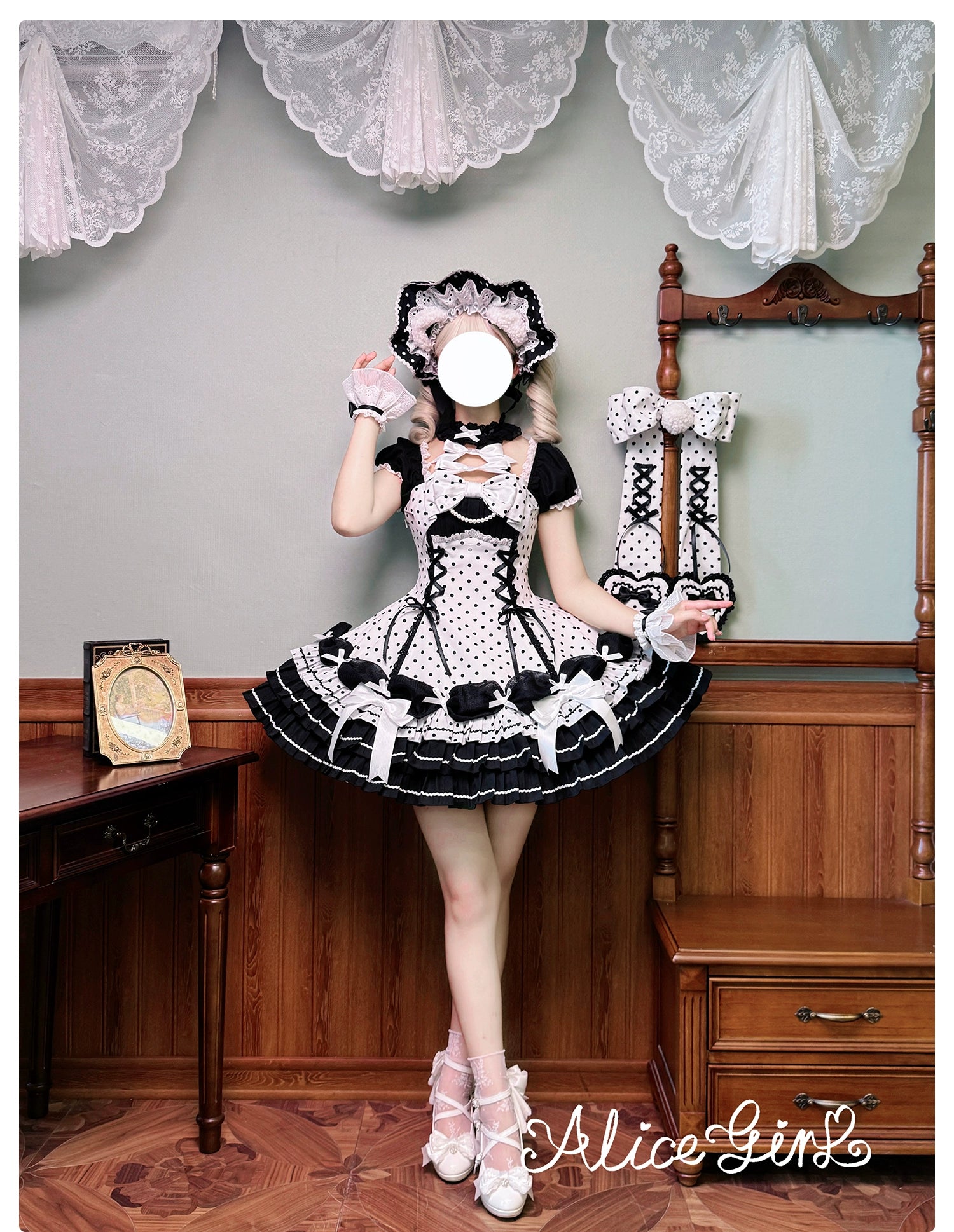 Old School Lolita Halter Neck OP Dress, Polka Dot Accent 43701:783522