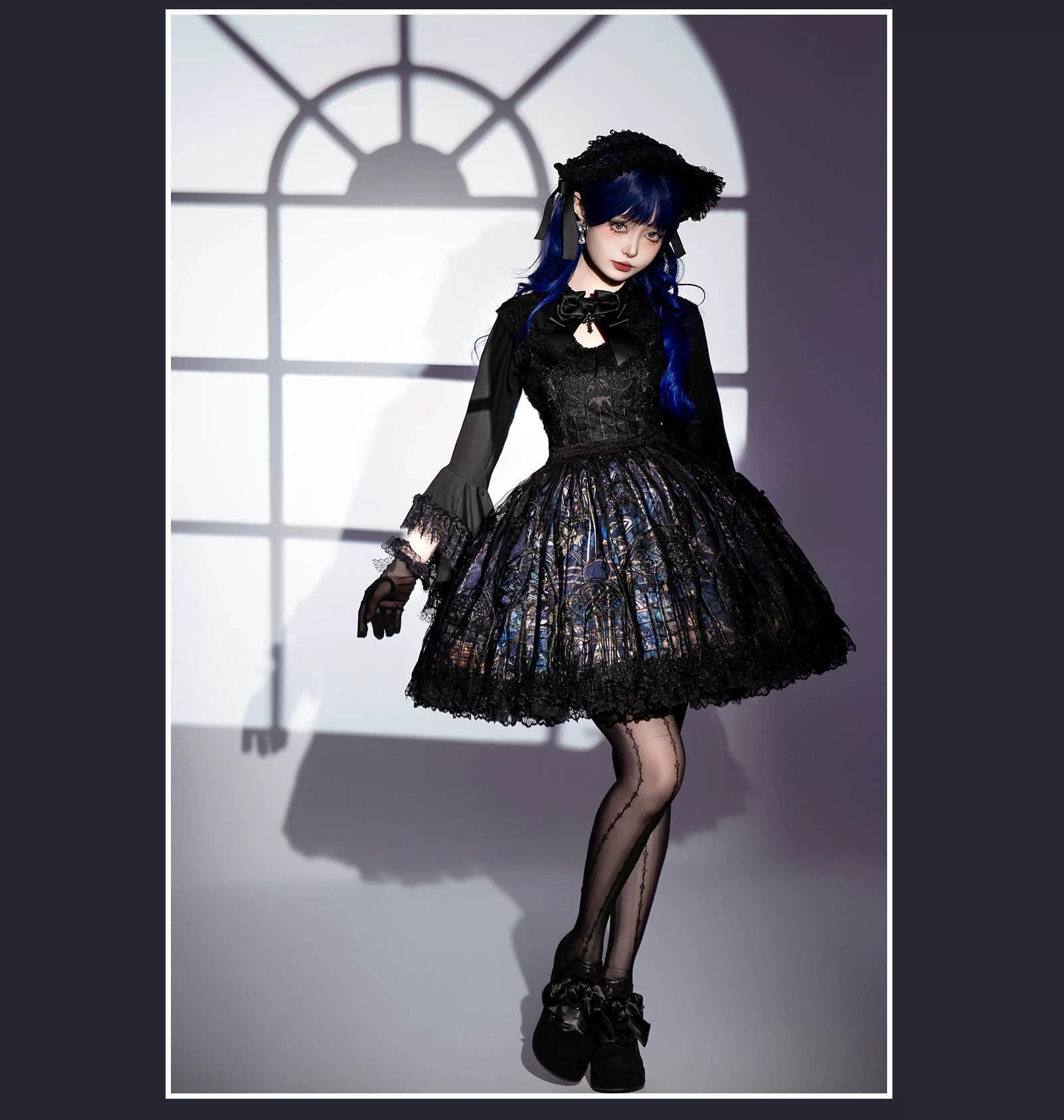 SUSIN - Night Traveler - Classic and Elegant Gothic Dress with Colorful Window Prints 39250:626328