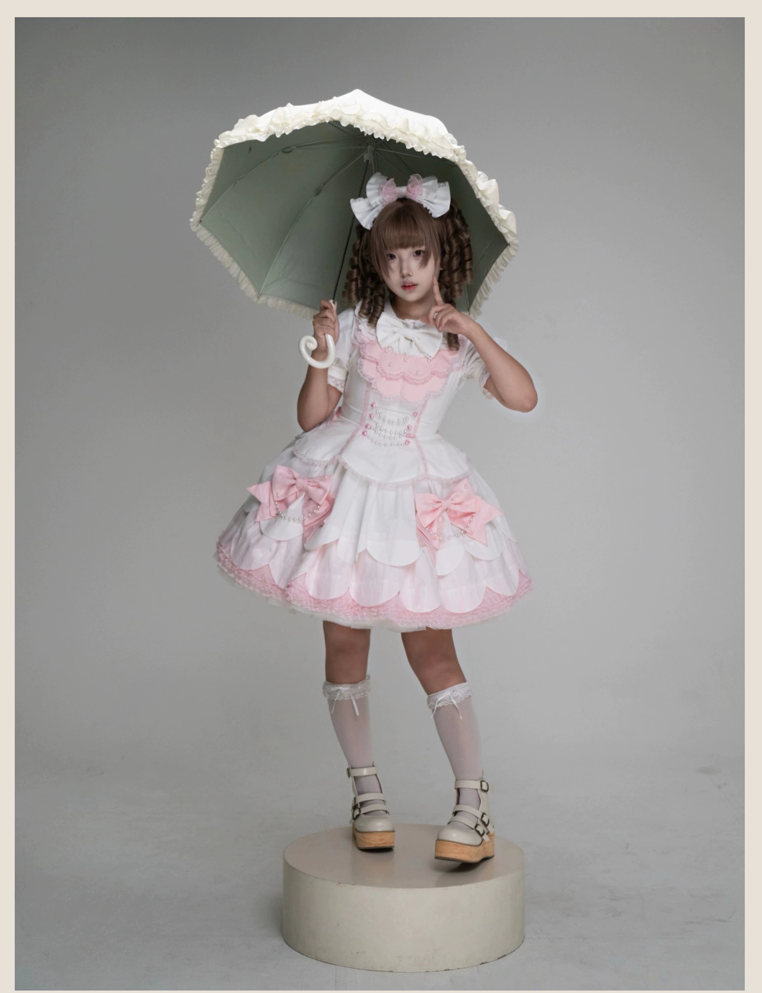 TaTaTa Lolita - Pearl Princess - Old School Lolita Jumper Dress Outfit, Petal Hem 44056:793717