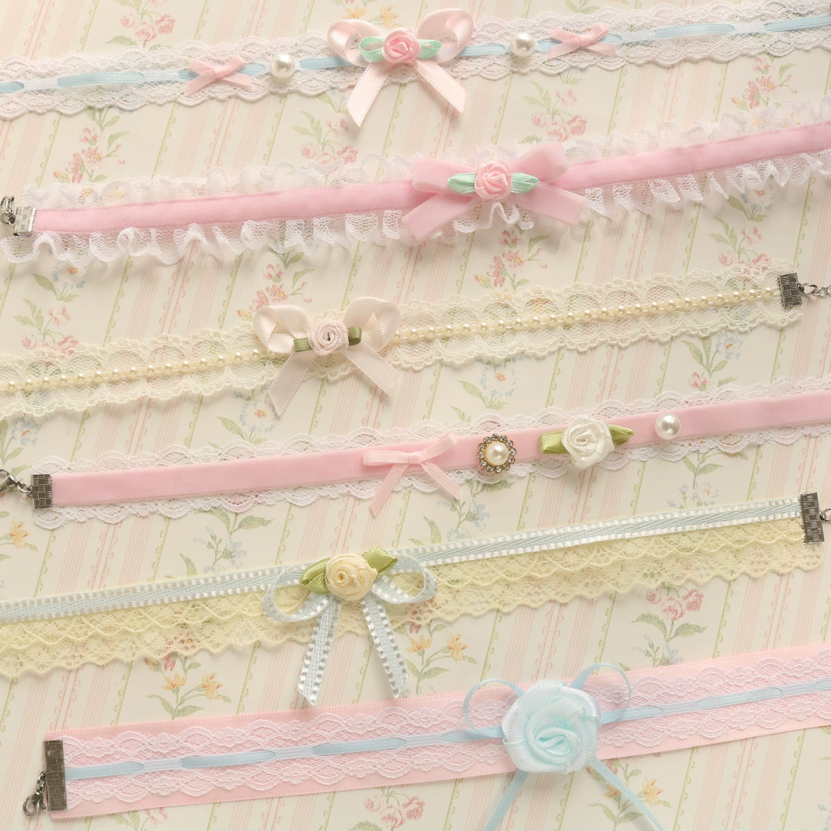 Creamy Bubbles~Sweet Lolita Choker Vintage Lace Rose Handmade Necklace 36896:545606