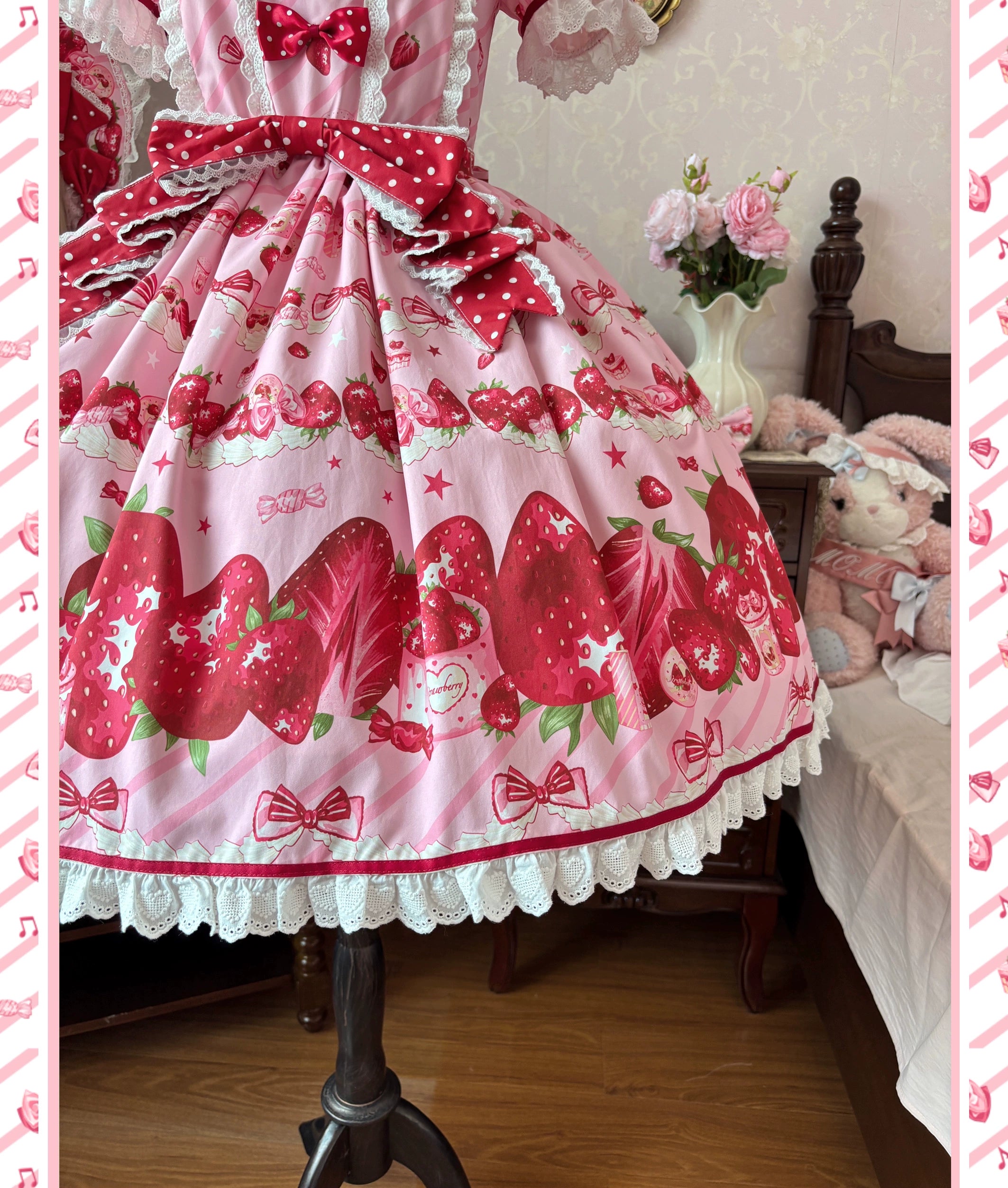 Peach Bunny - Strawberry Box - Sweet Lolita OP Dress, Strawberry Print 43994:791541