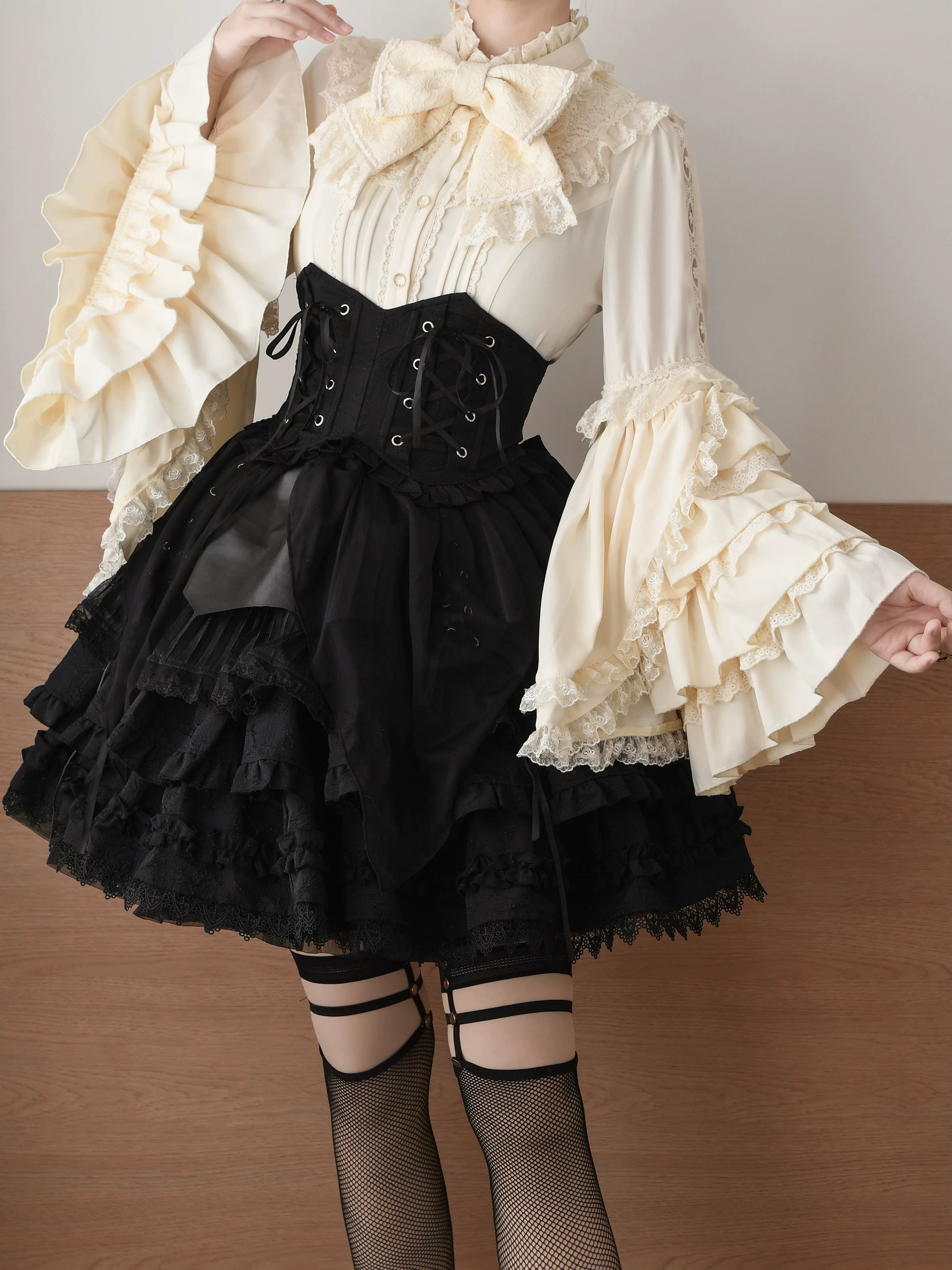 Snow Mochi - Classic Lolita Hime Sleeve Shirt, Lace Accent 44497:811302