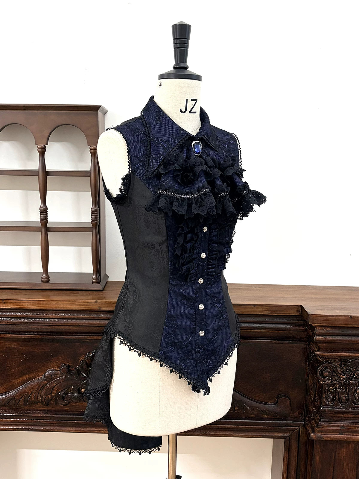 Chill Rice - Jacquard Sleeveless Ouji Lolita Blouse, Lace Accent 44800:822383